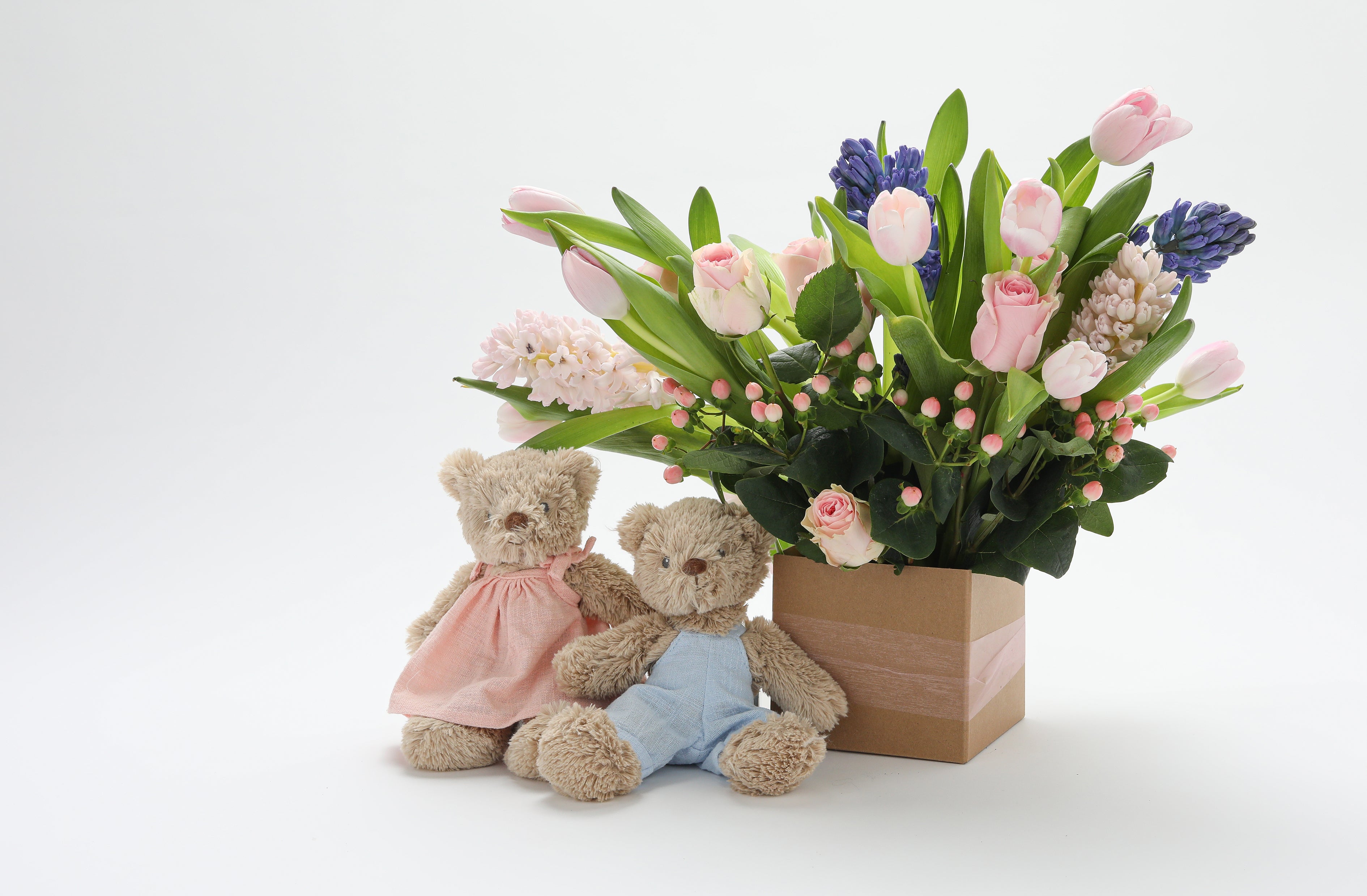Adorable Baby Honey Bear Overalls in Soft Baby Blue - Perfect for Newborn Photoshoots, Playdates & Special Occasions