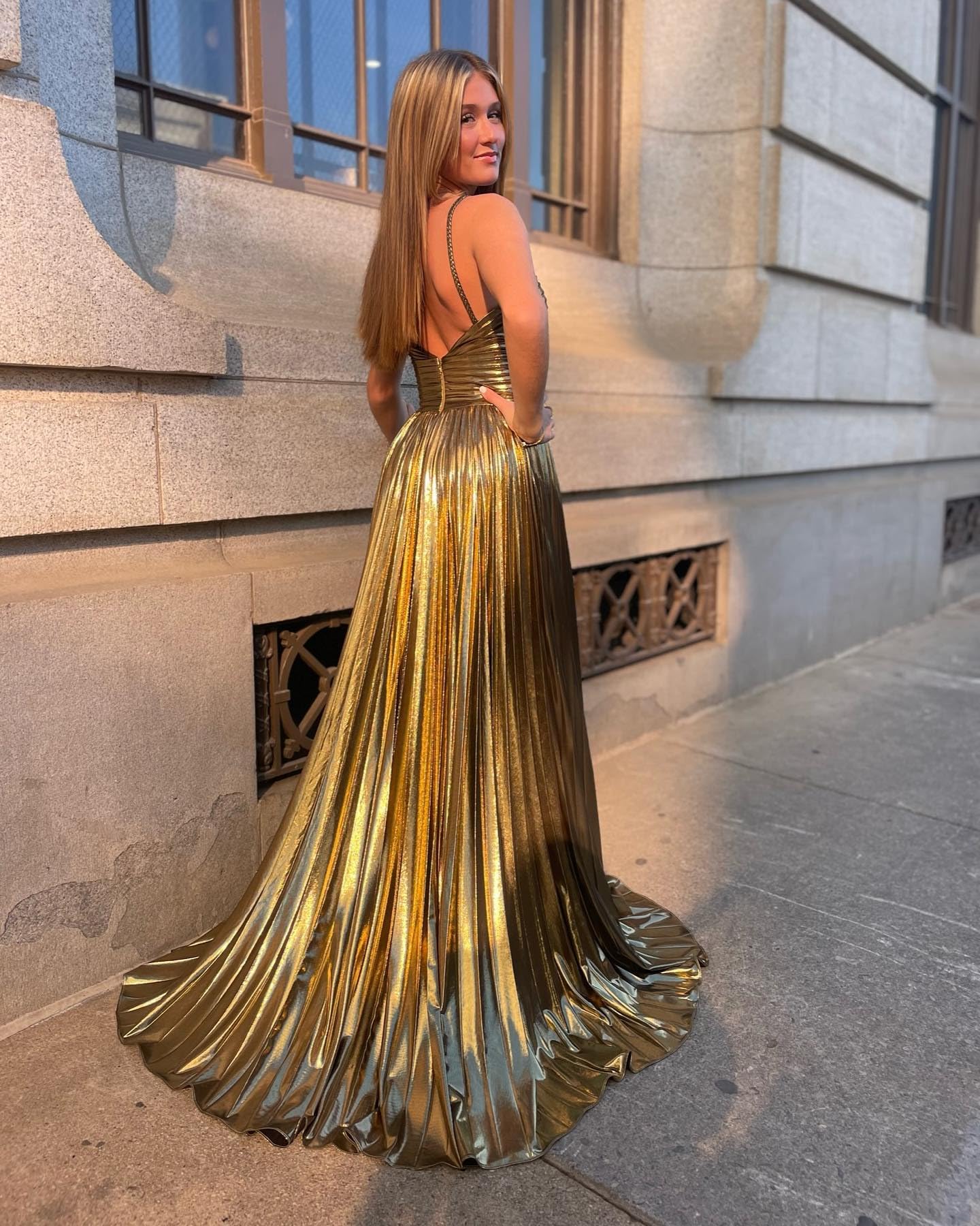 Elegant Women's Metallic Sparkly Prom Dress with Spaghetti Straps - Formal Pleated Long Evening Gown for Homecoming, Wedding Guest & Special Occasions