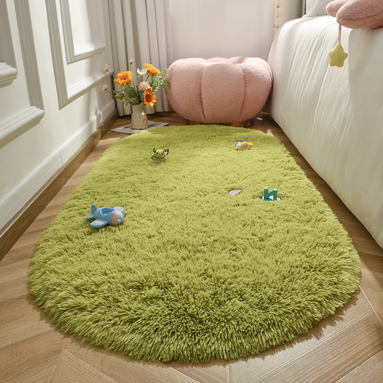 LOCHAS Fluffy Green Shaggy Area Rug 2.6' x 5.3' Oval - Ultra Soft Bedroom Rug for Bedside, Living Room Carpet, Kids Room Decor & Girls Home Accessories - Perfect for Cozy Spaces, Nursery, Dorm & Apartment Flooring