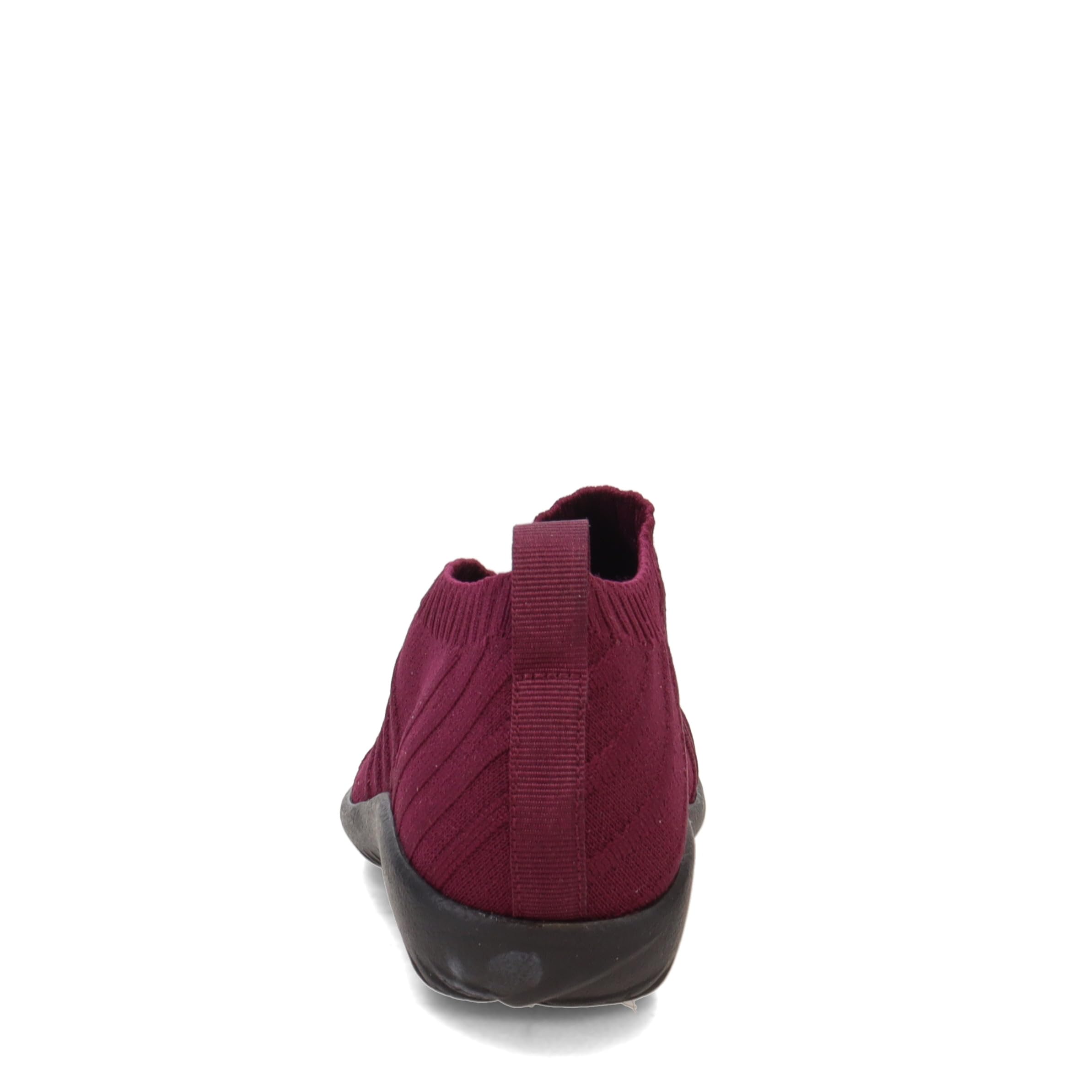 NAOT Women's Okahu Comfortable Leather Sandals - Stylish & Supportive Footwear for Walking, Travel & Everyday Wear