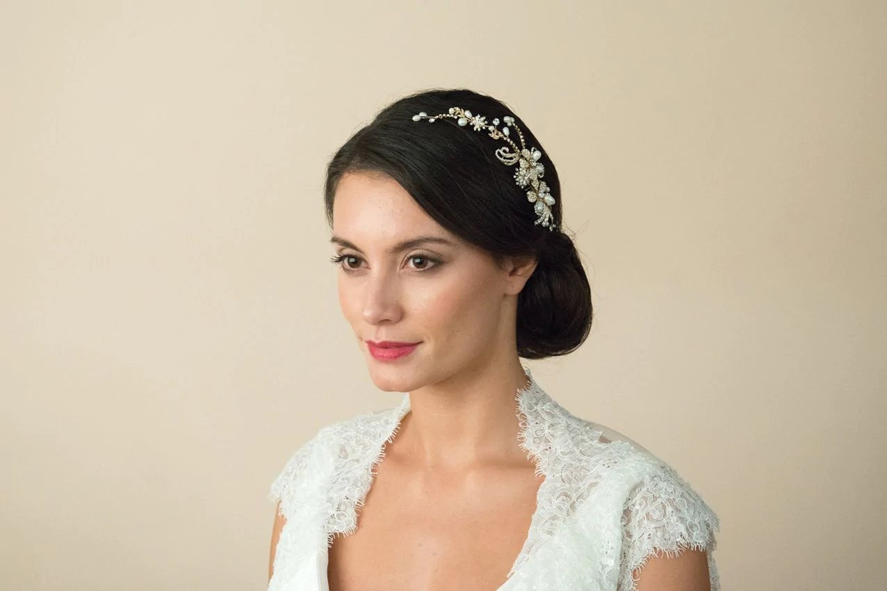 Ivory & Co Gold Pearl Scroll Bridal Hair Comb - Elegant Wedding Hair Accessory for Brides, Bridesmaids, and Special Occasions