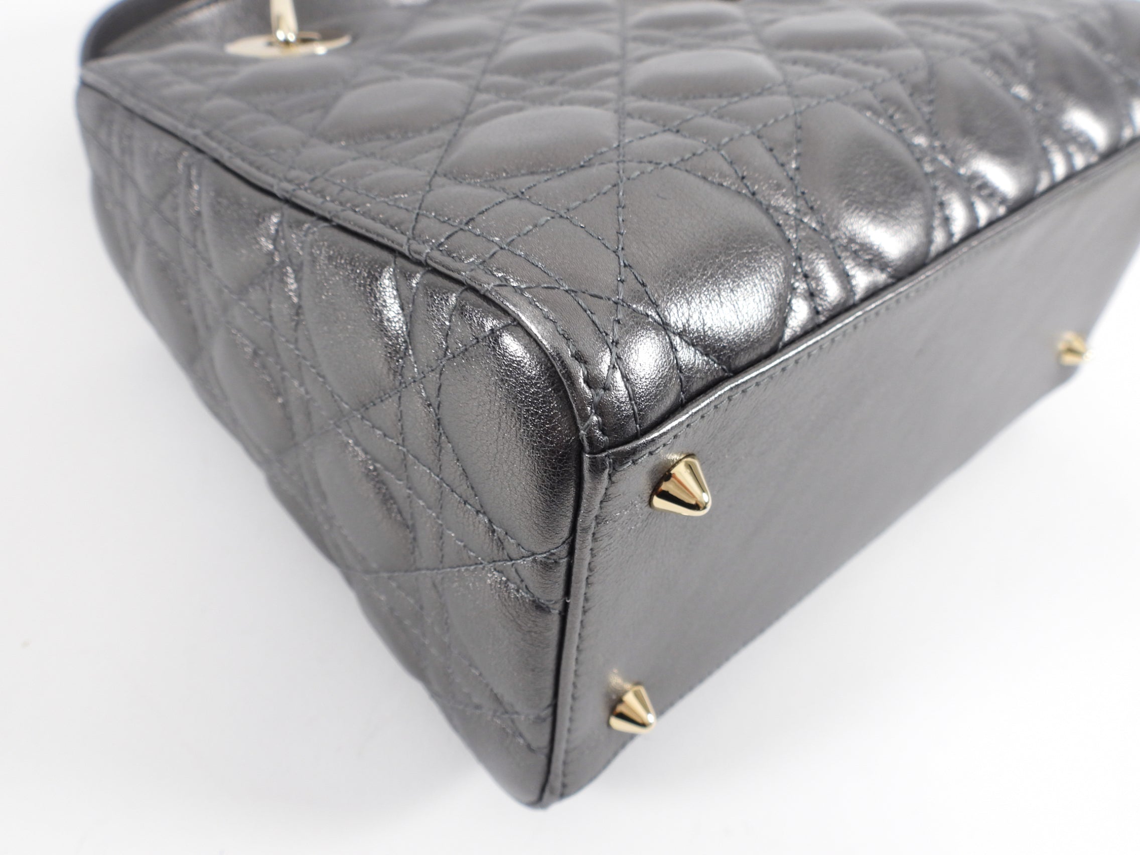 Dior Lady Dior Medium Handbag in Pewter Metallic Cannage Leather with Adjustable Strap - Perfect for Work, Evening Events & Luxury Fashion Accessories