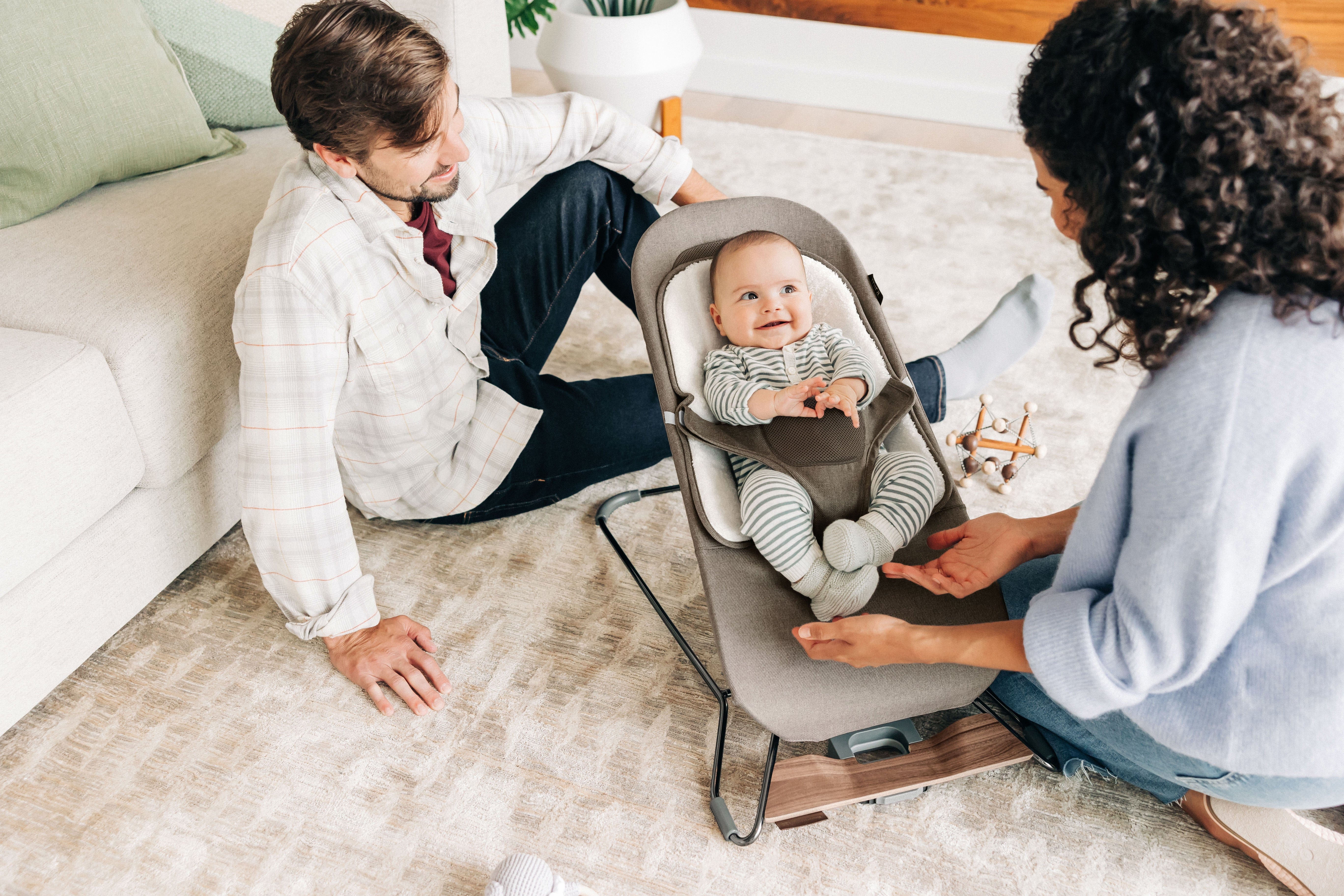 Uppababy Mira 2-in-1 Baby Bouncer and Seat - Convertible Infant Rocker & Lounger for Newborns to Toddlers - Perfect for Nursery, Living Room & Travel
