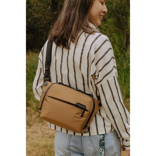 Peak Design Everyday Sling 3L v2 Coyote - Compact Camera Bag for Photographers | Perfect for Travel, Hiking & Daily Commute