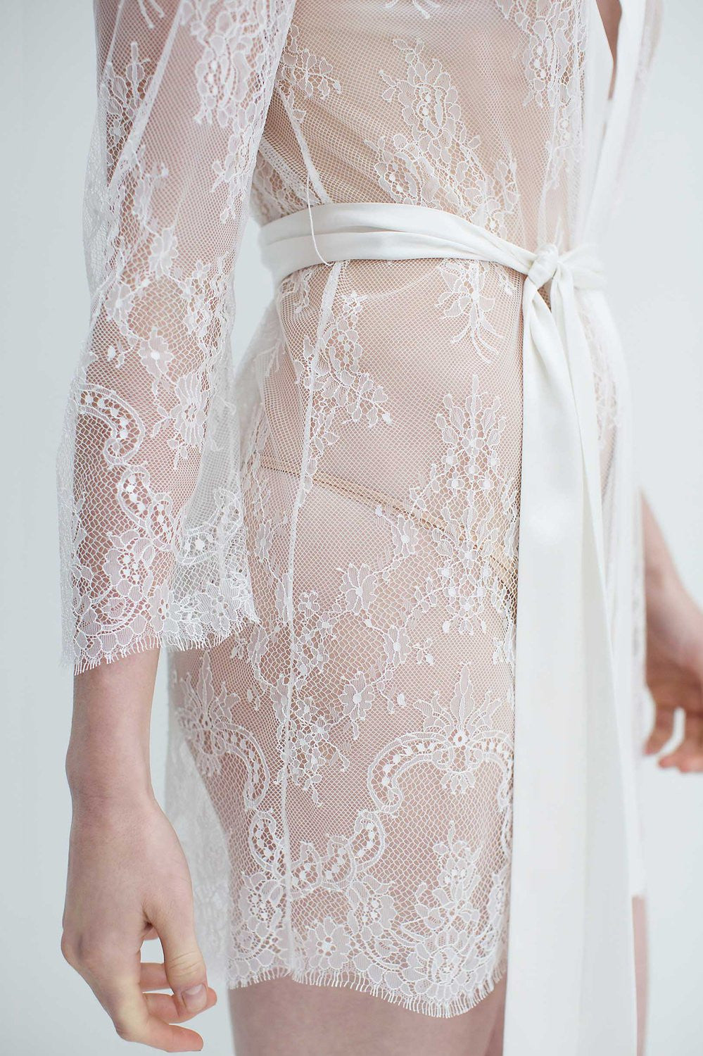 Ivory Art Deco Lace Robe - Elegant Vintage Style Loungewear for Bridal, Boudoir & Special Occasions