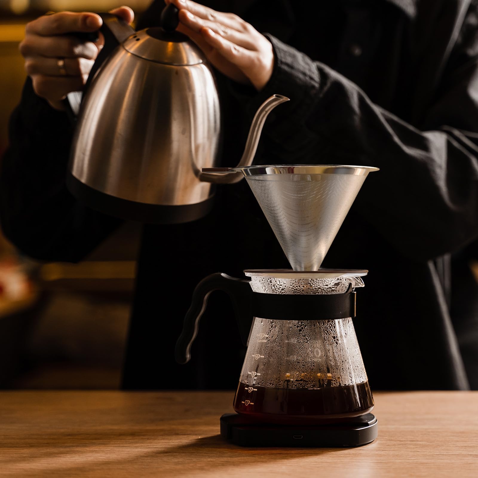 Stainless Steel Pour Over Coffee Maker with Reusable Filter - Drip Cone Brewer for 3-4 Cups, Non-Slip Handle & Rubber Ring - Perfect for Home, Office & Camping Coffee Brewing