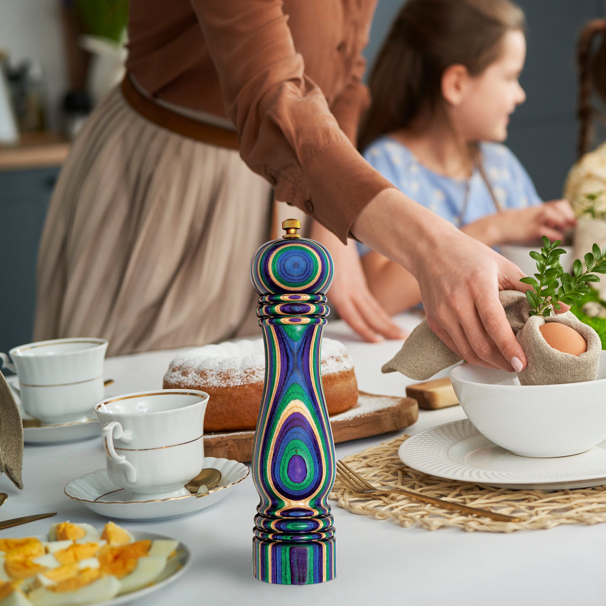 Premium Baltique® Mumbai Collection Pepper Grinder - Adjustable Coarseness, Stainless Steel Spice Mill for Freshly Ground Pepper - Perfect for Kitchen, Dining Table & Gourmet Cooking
