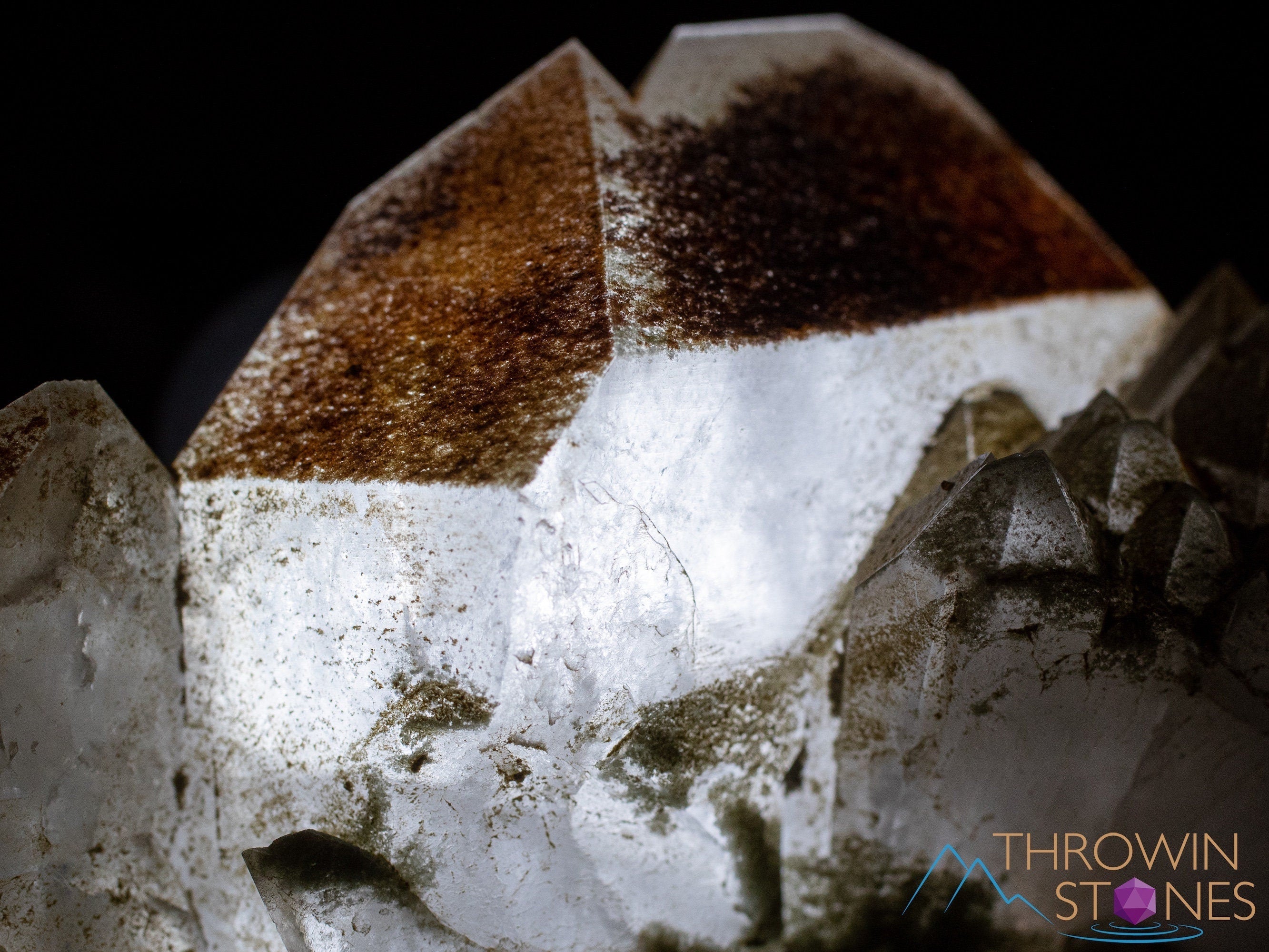 QUARTZ Raw Crystal with CHLORITE - Natural Healing Stone for Home Decor, Housewarming Gift, Meditation & Spiritual Use | Raw Crystals and Stones Collection #41884 | Perfect for Yoga Spaces, Office Desk & Crystal Grids