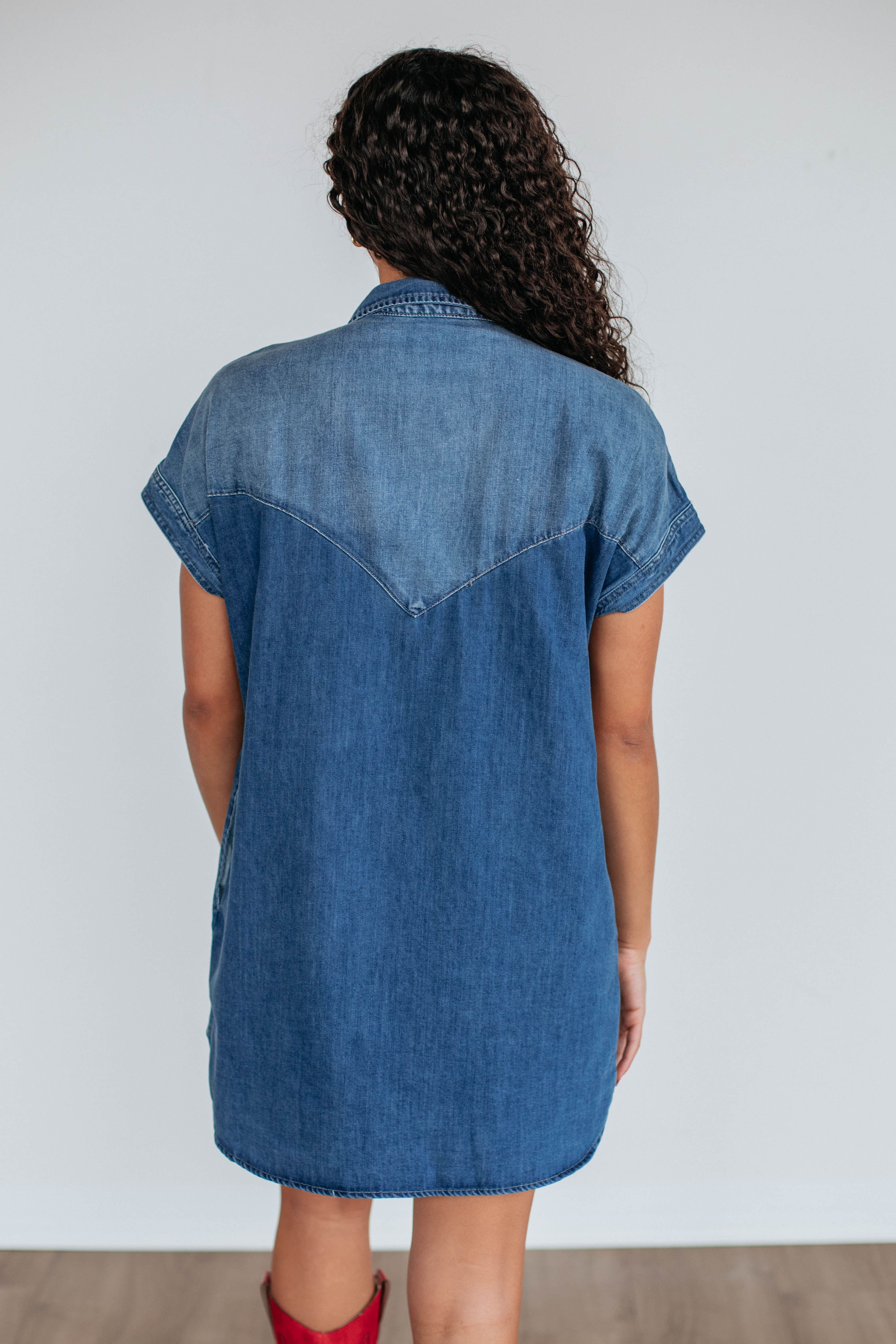 Evony Women's Denim Dress - Casual Vintage Style Midi Dress for Everyday Wear, Date Night & Office Outfits