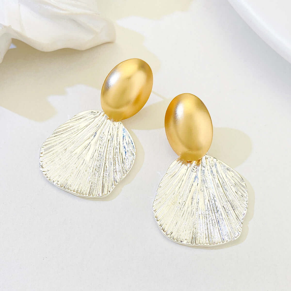 Textured Two Tone Abstract Fan Shaped Shell Drop Earrings for Women | R2690 | Boho Beach Wedding Party Jewelry Gift