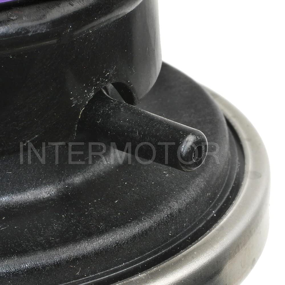 Standard Motor Products VS117 EGR Valve - Compatible with Multiple Vehicle Models - High Performance Exhaust Gas Recirculation Valve - Perfect for Emissions Control & Engine Efficiency Improvement