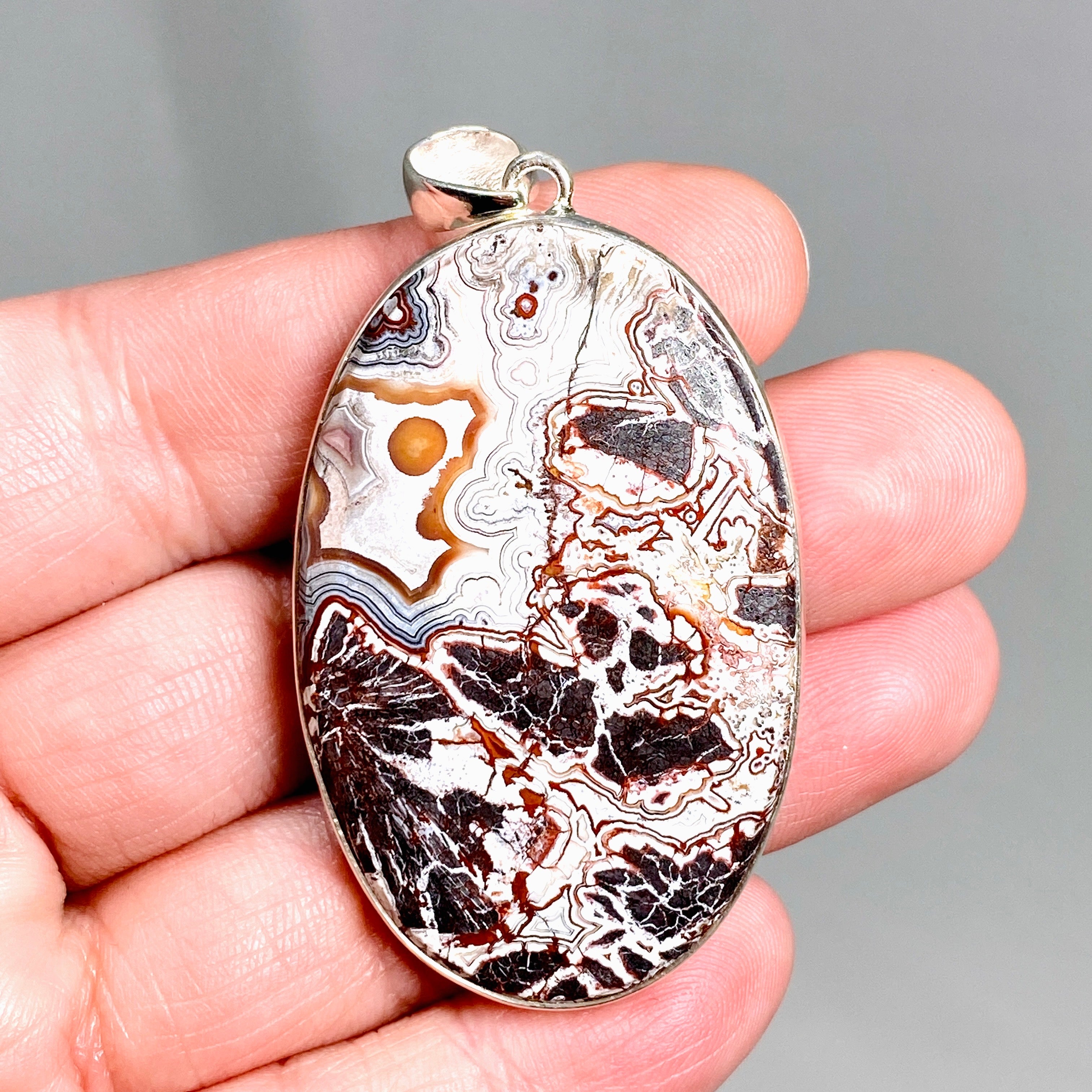 Mexican Crazy Lace Agate Oval Pendant Necklace KPGJ4572 - Elegant Handmade Jewelry for Women, Perfect for Parties & Special Occasions