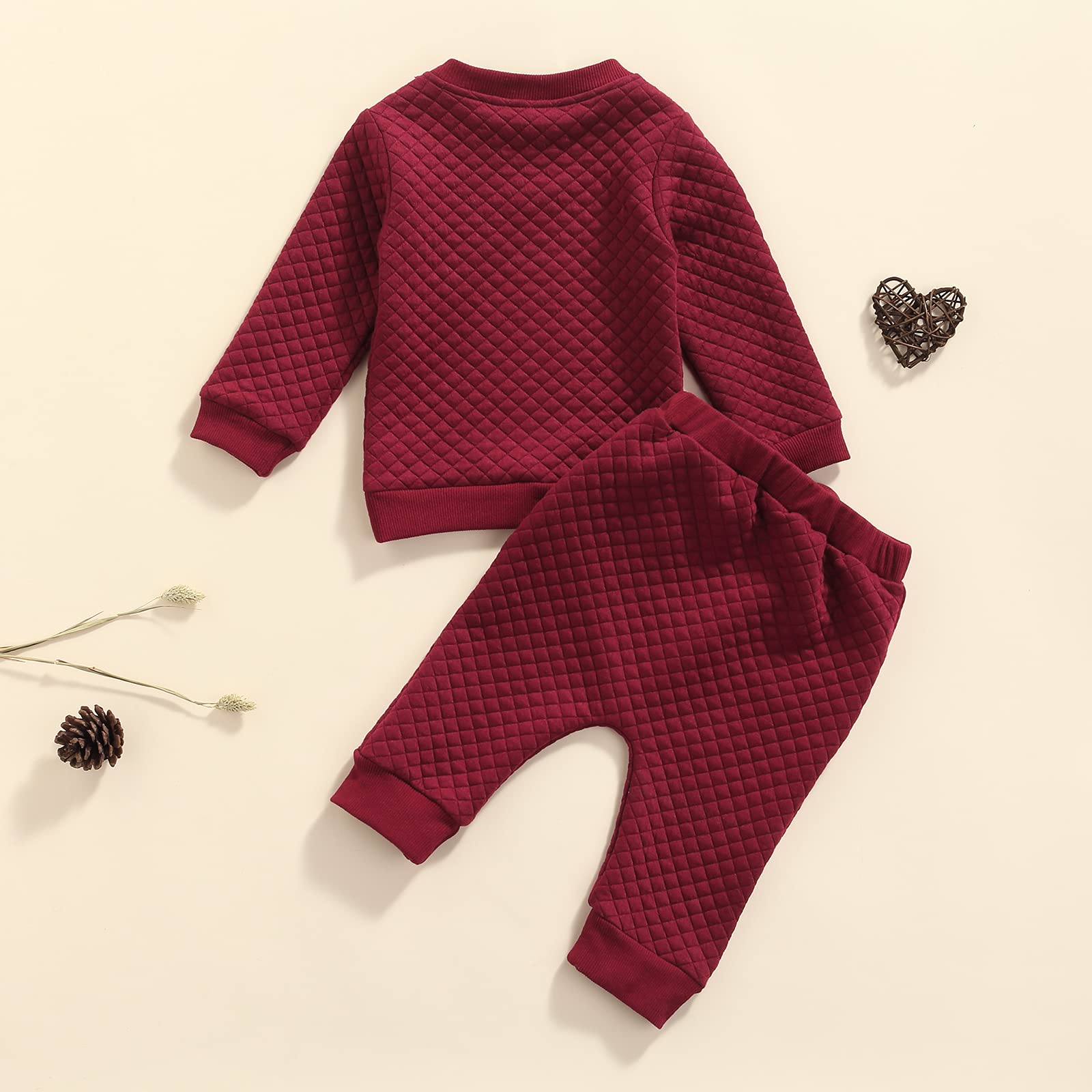**Douhoow Newborn Baby Boy Girl Fall Outfit - Soft Cotton Tracksuit Set with Pullover & Pants, Long Sleeve Sweatshirt Top for Infants 0-24 Months - Perfect for Autumn Outings, Family Photos & Cozy Playtime**