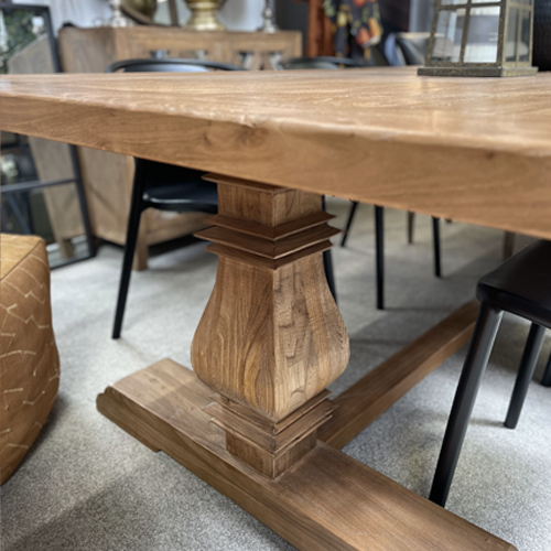 Madrid Dining Table 200cm - Modern Wooden Dining Table for 6-8 People - Perfect for Family Dinners & Entertaining Guests