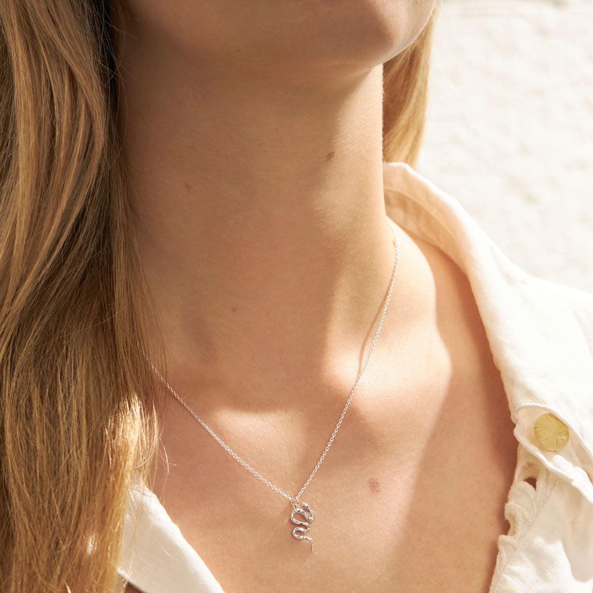 Mystic Serpent Necklace for Women - Elegant Snake Pendant Jewelry for Casual & Evening Wear - Perfect Gift for Halloween, Cosplay & Boho Fashion