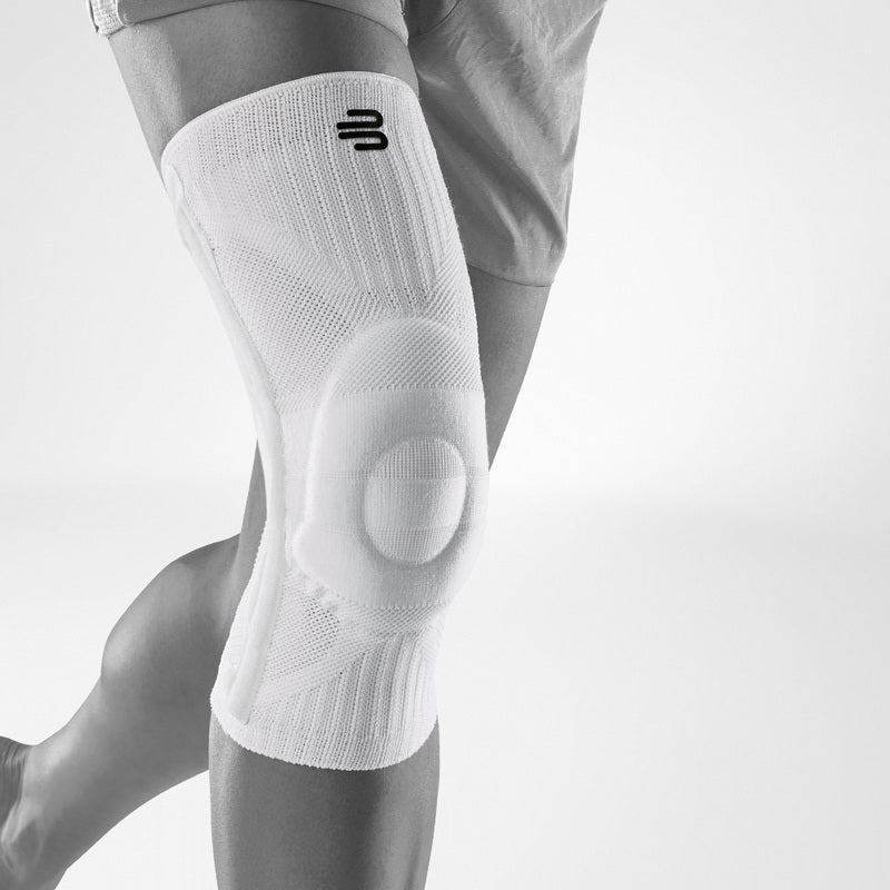 Bauerfeind Sports Knee Support Brace - Breathable & Adjustable for Running, Basketball & Workout - Knee Pain Relief & Injury Recovery (Black)