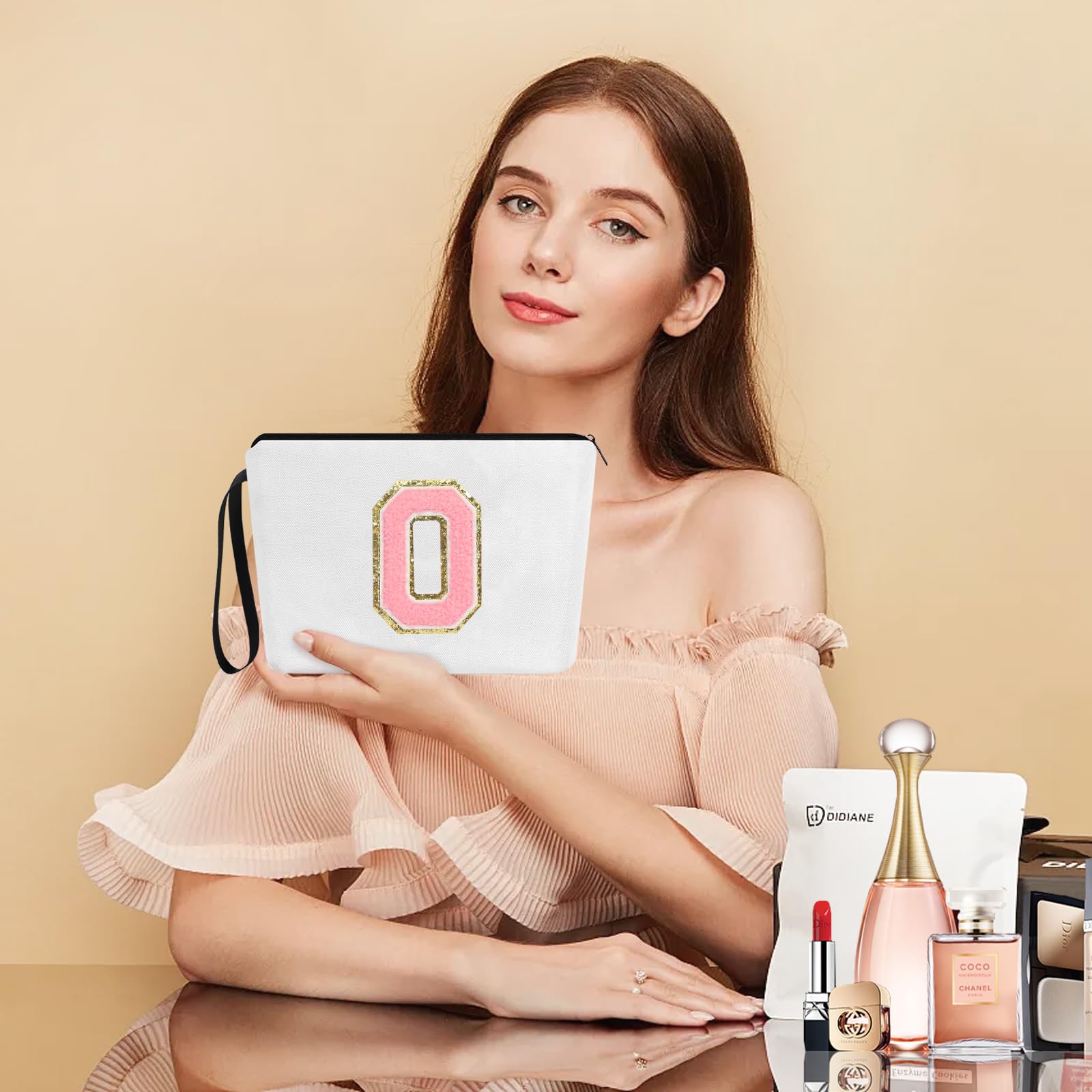 UAREHIBY A-Z Personalized Cosmetic Bag for Women - Perfect Bridal & Bridesmaid Gifts, Birthday Present for Best Friend, Thank You Gift for Nurses & Teachers - Ideal for Travel, Makeup Storage & Everyday Use