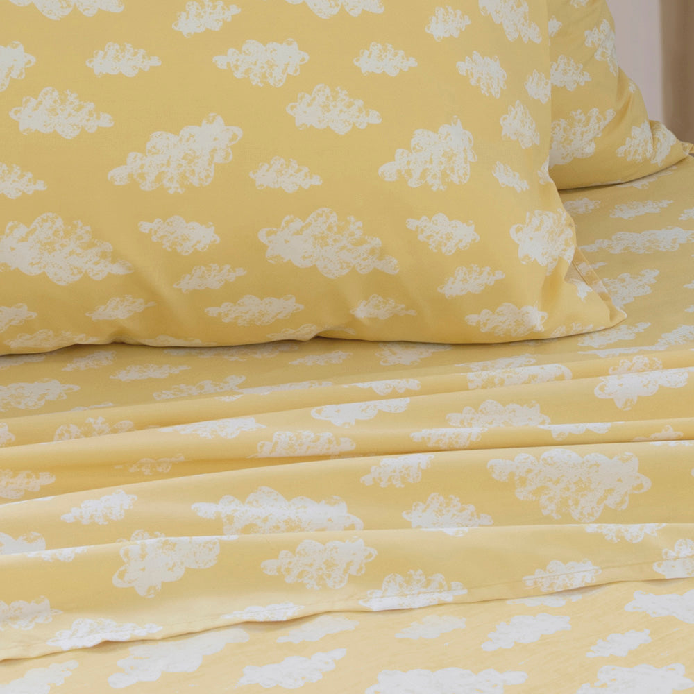Premium Yellow Cloud-Print Bed Sheet Set - Soft & Breathable Single Size for Ultimate Comfort - Perfect for Kids' Rooms, Guest Beds & Cozy Bedroom Decor