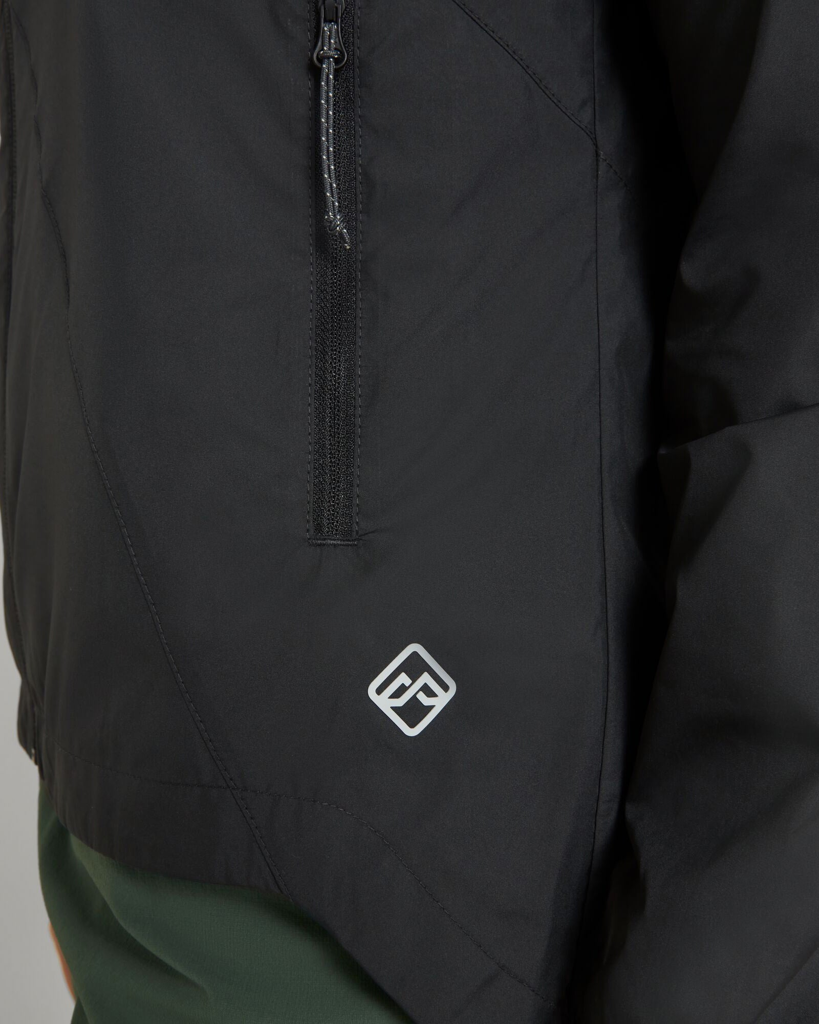 WND Chaser Women's Lightweight Windbreaker Jacket - Waterproof Running Hoodie with Zipper Pockets - Black Outdoor Raincoat for Hiking, Jogging & Travel
