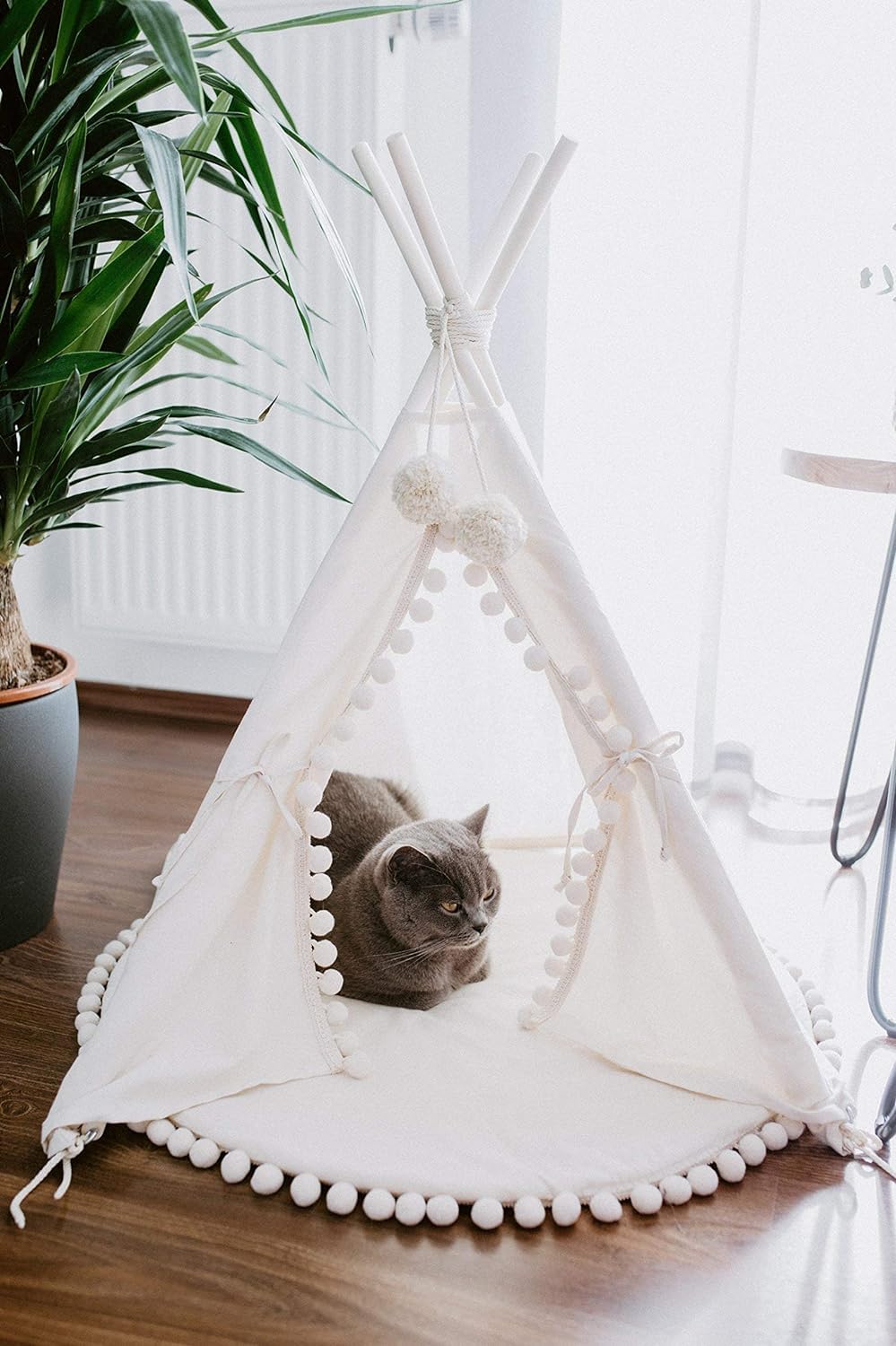 Cozy Cat Igloo House - 100% Cotton Hypoallergenic Pet Bed for Indoor Cats, Small Dogs & Rabbits | Warm Teepee Tent for Winter, Perfect for Living Room & Bedroom