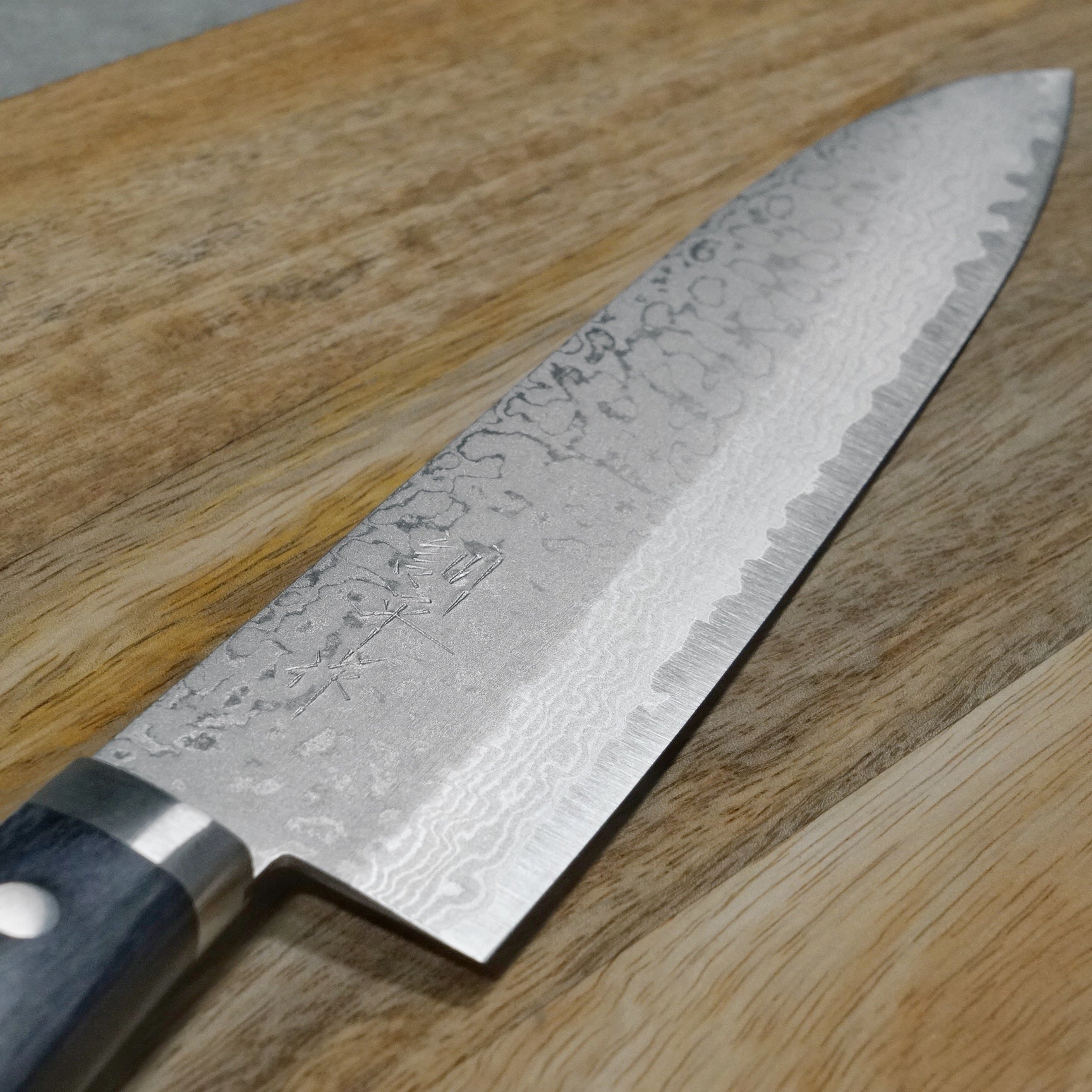 Premium Masutani VG10 Damascus Gyuto Chef Knife - 8.2
