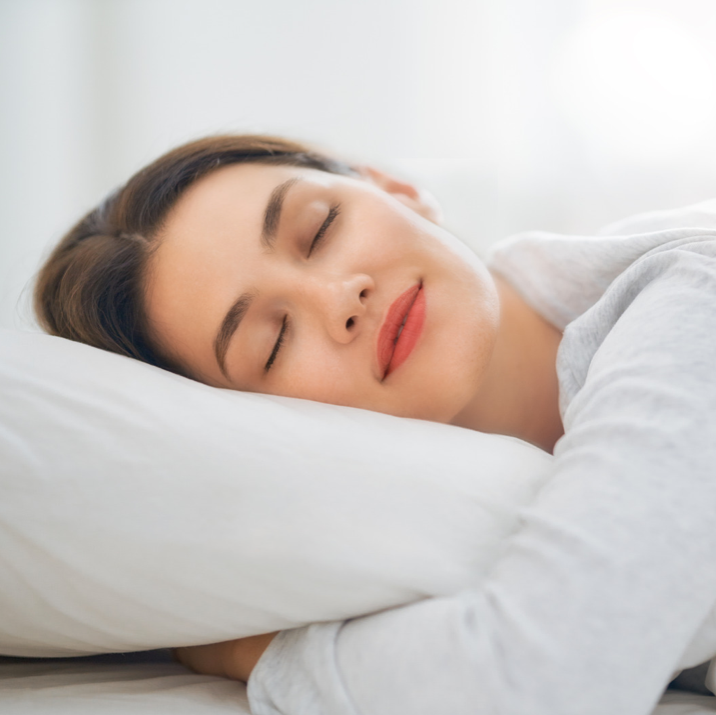 Premium Cloud Nine Comforts Super Nova Polish White Goose Down Pillow - Ultra Soft & Hypoallergenic for Side Sleepers & Back Pain Relief - Perfect for Luxury Bedrooms & Hotels