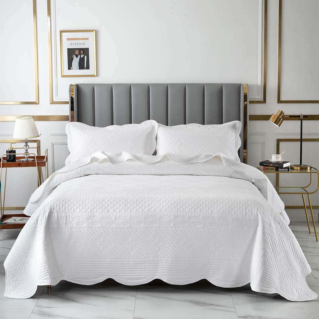 VCTOPS 3-Piece 100% Cotton Solid Quilt Set - Oversize Queen Embroidered Reversible Lightweight Quilted Coverlet Bedspread for All Seasons (White) - Perfect for Master Bedroom, Guest Room & Dorm Decor
