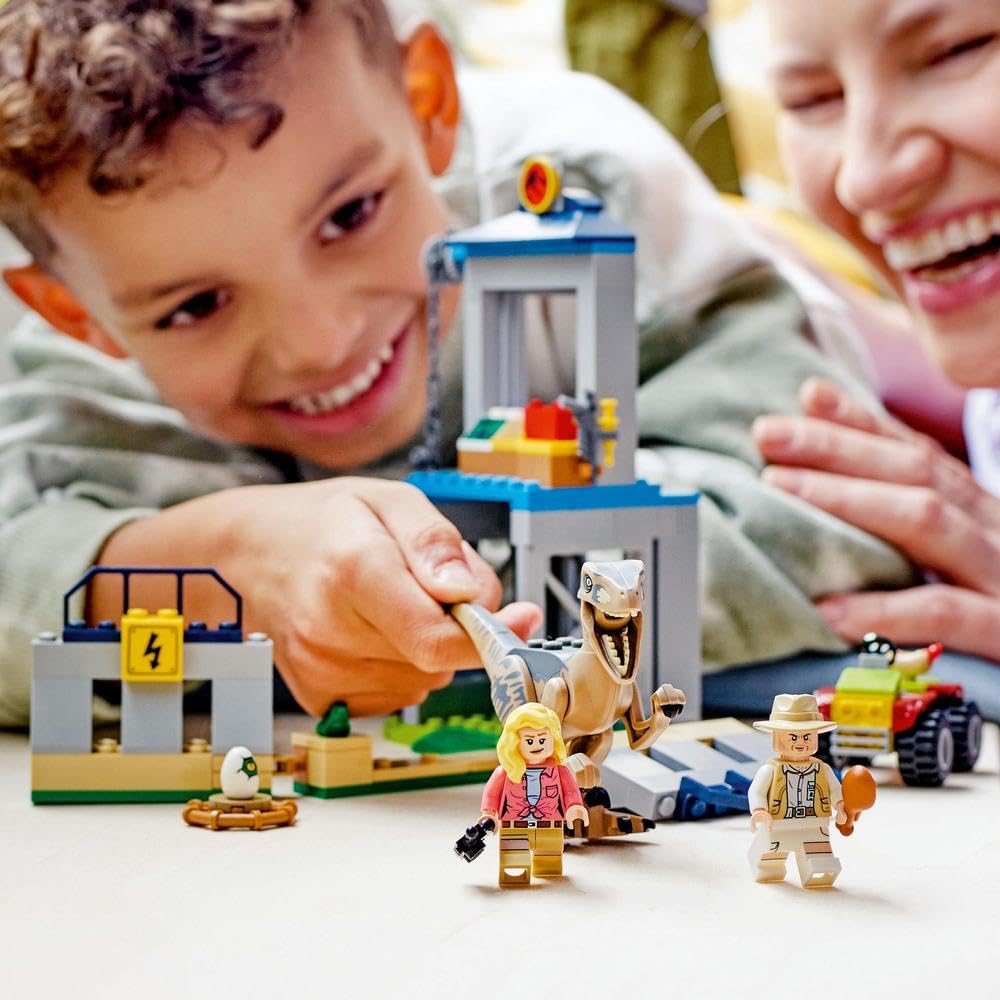LEGO Jurassic Park Velociraptor Escape Building Toy Set with Dinosaur, Constructible Building, Off-Road Vehicle & 2 Minifigures - Creative Play Gift for Boys & Girls Ages 4+ (76957) - Perfect for Jurassic Park Fans, Birthday Gifts & Dinosaur-Themed Playtime