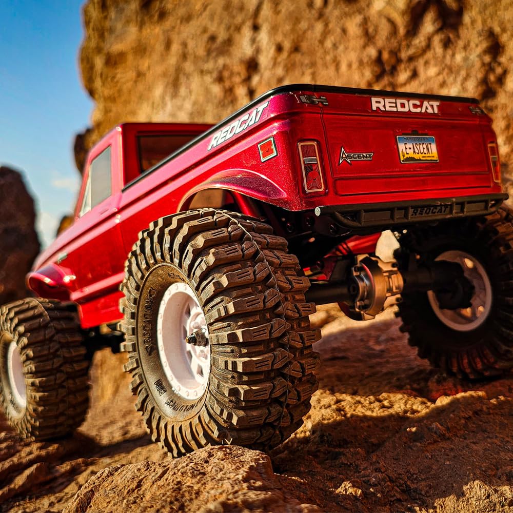 Redcat Ascent 1/10 Scale LCG Performance Rock Crawler - High Torque 4WD RC Car for Off-Road Trail & Rock Climbing Adventures (Red) - Perfect for Backyard Crawling, Trail Exploration and Competitive RC Racing