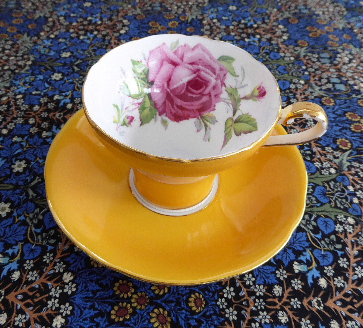 Vintage Aynsley Corset Cup and Saucer Set - Goldenrod Rose Center Bone China (1940s Antique Tea Set) - Perfect for English Tea Parties, Bridal Showers & Victorian-Style Collections