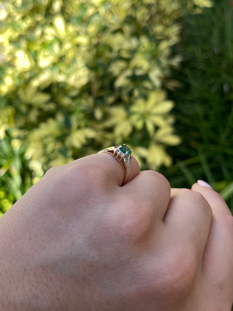 1.81tcw 14K Gold Natural Lustrous Dark Green Oval Cut Emerald & Diamond Accent Statement Ring for Women - Elegant Jewelry Gift for Anniversary, Engagement & Special Occasions