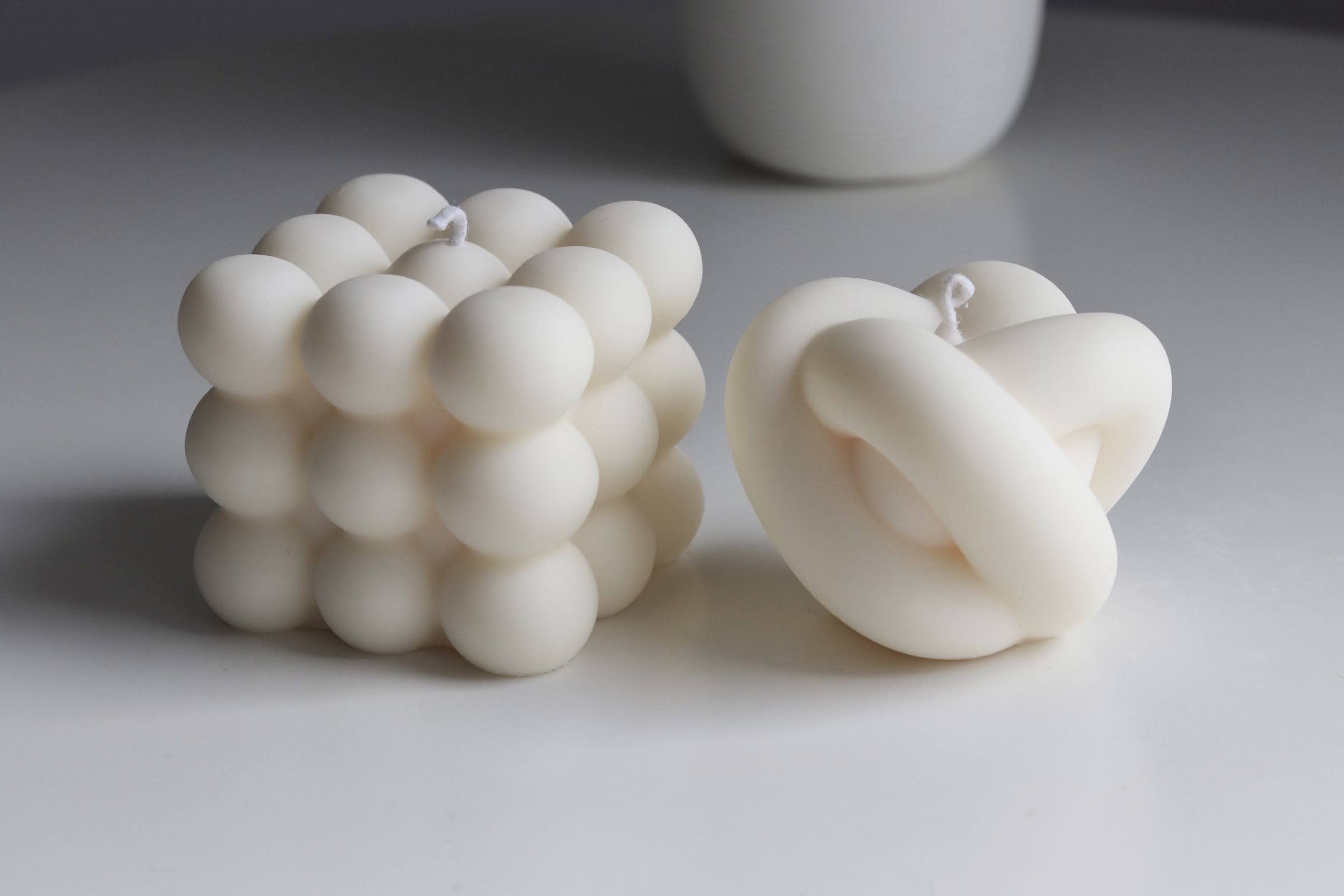 Premium Natural Soy Wax Bubble & Knot Candle Set - Beige French Vanilla Scented Candles for Home Decor, Romantic Gifts for Her, Birthday & Housewarming Presents for Friends - Perfect for Relaxation, Spa Nights & Cozy Ambiance