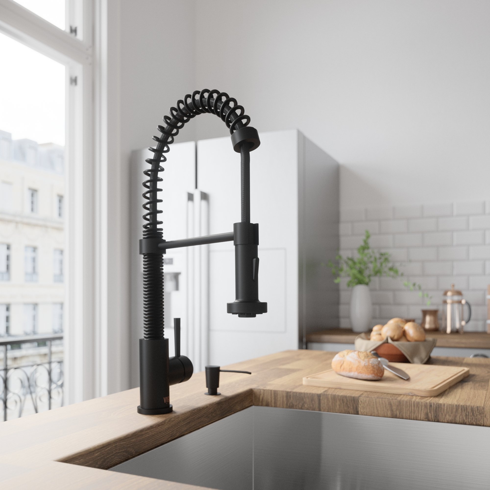 VIGO Edison 19-Inch Single Handle Pull-Down Sprayer Kitchen Faucet with Soap Dispenser - Matte Black (VG02001MBK2) for Modern Farmhouse & Contemporary Kitchens