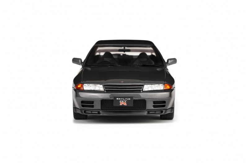 1:18 Ottomobile Nissan Skyline GT-R BNR32 Diecast Model Car - Gun Gray Metallic Finish - Collectible Display Piece for Car Enthusiasts & Home/Office Decor