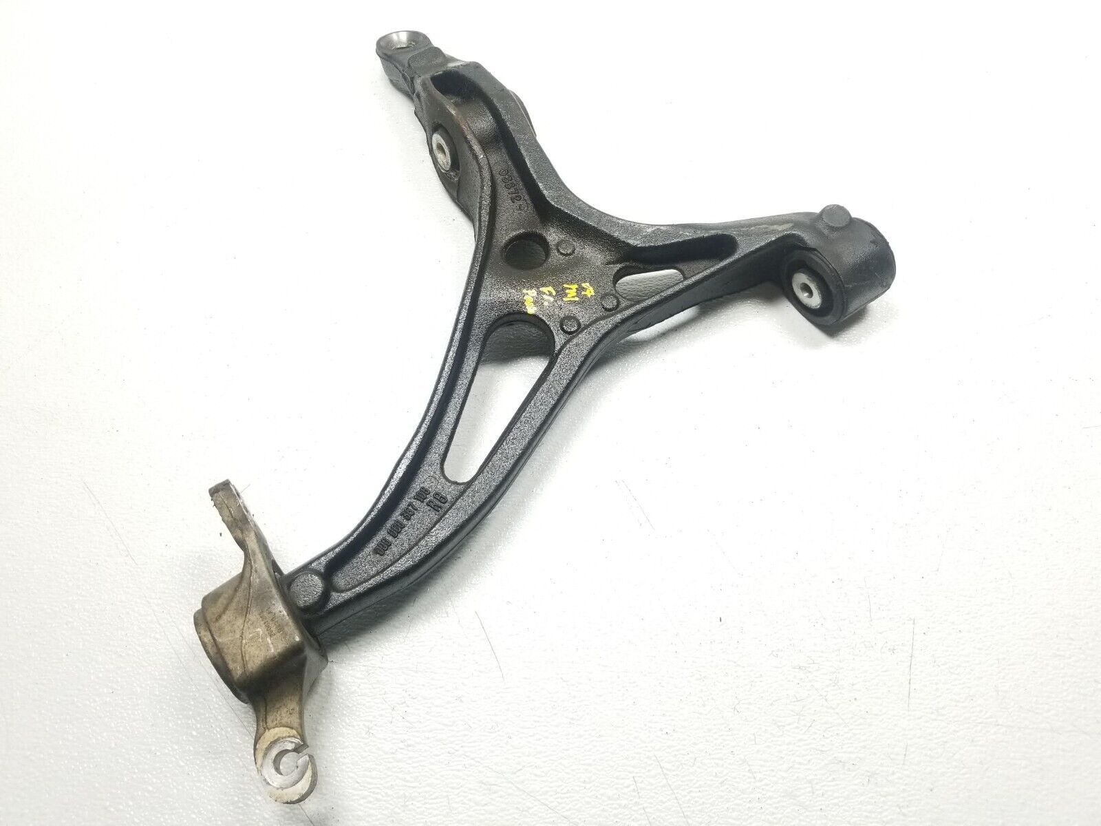 2006-2011 Mercedes ML500 Front Right Lower Control Arm OEM Replacement - Perfect for Off-Roading & Daily Commuting