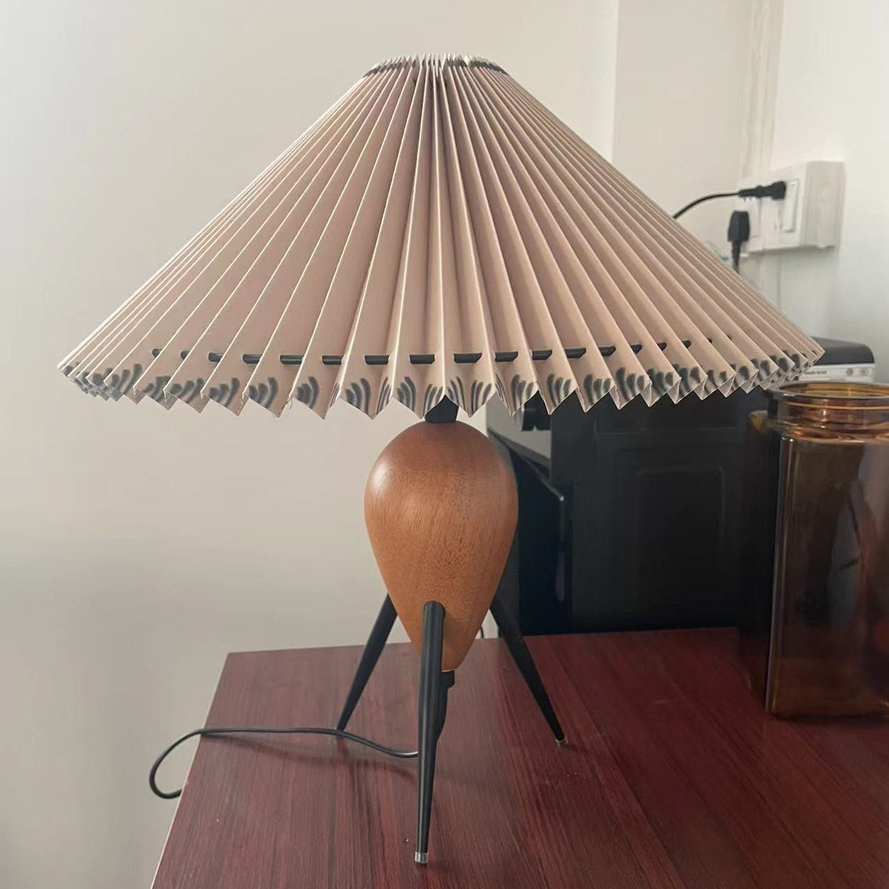 Modern LED Desk Lamp with Adjustable Brightness & Color Temperature - Perfect for Home Office, Study, and Bedroom Reading Light