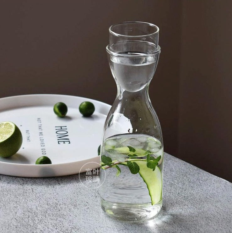 Premium Duo Dome Glass Pitcher with 2 Cups - Elegant Iced Tea & Lemonade Server for Parties, BBQs & Outdoor Entertaining