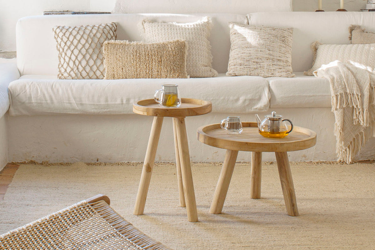 Como Genna Teak Coffee Table - Modern Solid Wood Living Room Furniture for Home Decor, Perfect for Coffee, Books & Display
