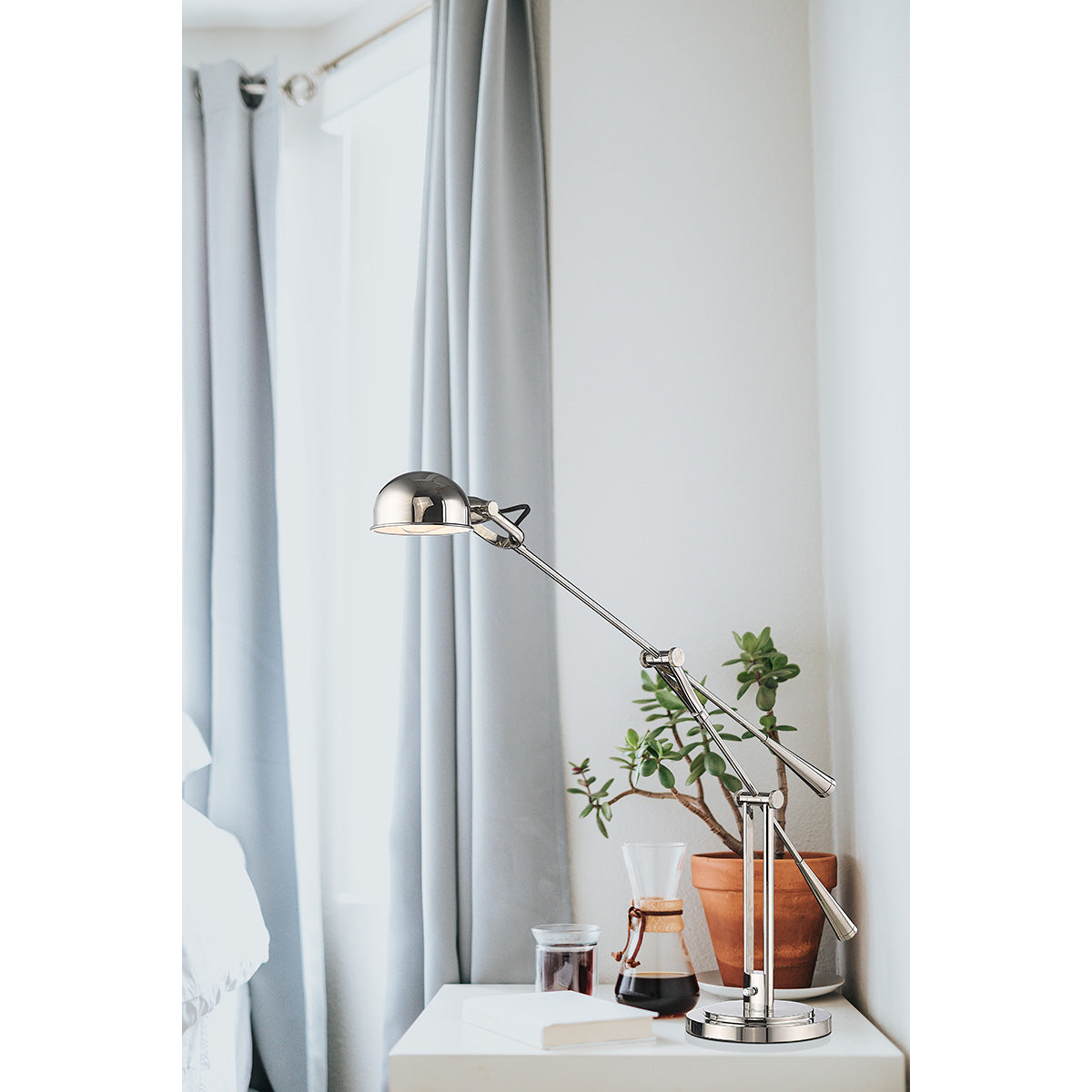 Stylish Gramercy Park Table Lamp - Modern LED Desk Light for Living Room, Bedroom & Office - Perfect for Reading, Working & Decor