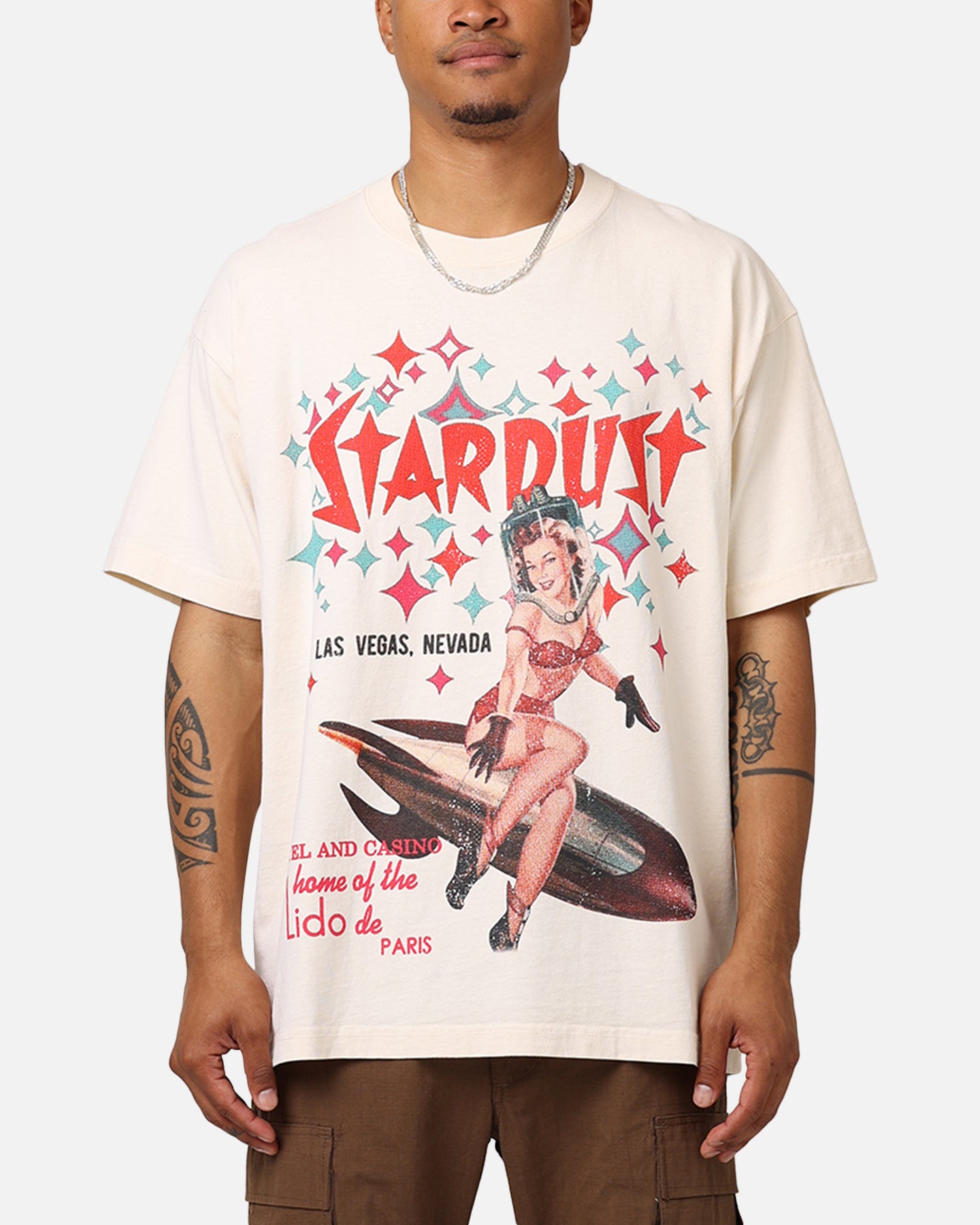 Vintage Stardust Casino T-Shirt - Retro American Thrift White Tee for Men & Women - Perfect for Casual Wear, Themed Parties & Vintage Lovers