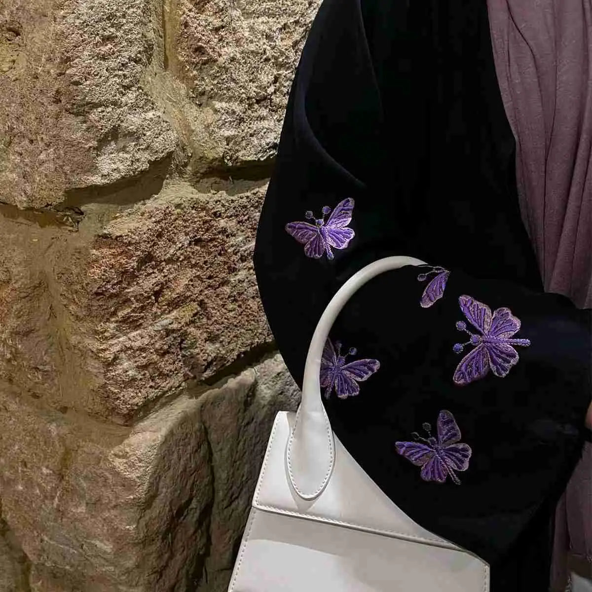 Elegant Butterfly Embroidery Cardigan Open Abaya Dress - Flowy Muslim Kaftan Cover Up for Women, Perfect for Prayer, Mosque, and Special Occasions