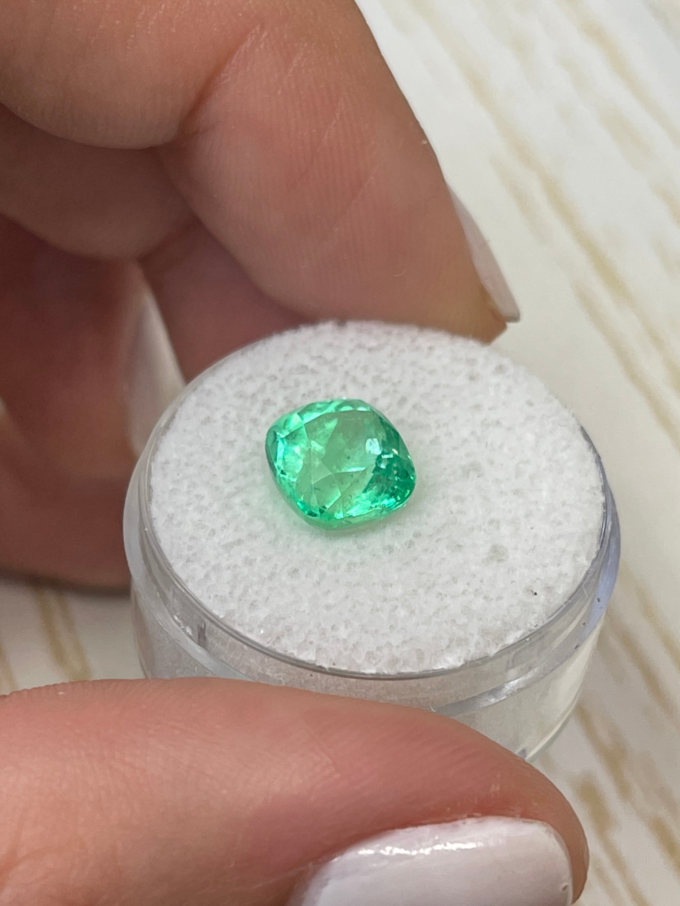 3.25 Carat Natural Colombian Loose Emerald - Cushion Cut, Lustrous Yellowish Green Gemstone for Jewelry Making & Engagement Rings