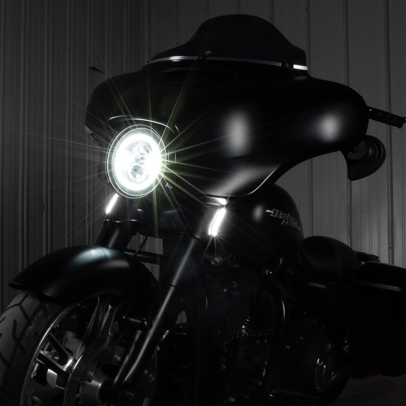 Hogworkz 7 Inch LED Halo Headlight - Daymaker Replacement for Harley Davidson Street Glide, Road King, Electra Glide & Softail - Black Housing - Bright Durable Motorcycle Lighting for Night Riding & Custom Builds