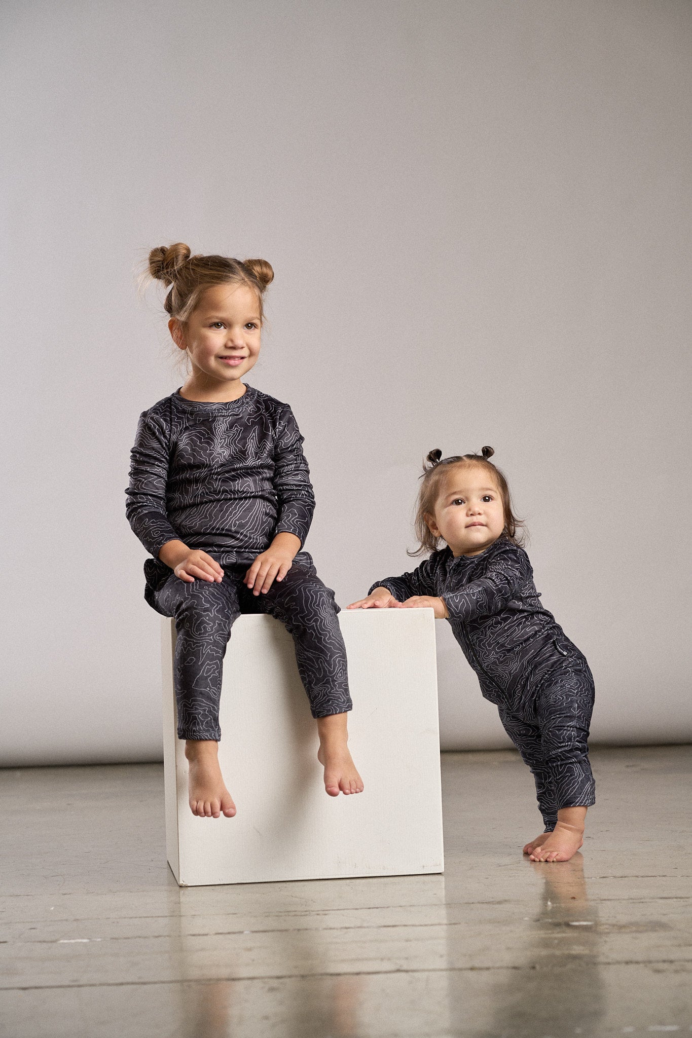 LB x Baby Breez Long Sleeve Ski Resort Romper Pajamas for Infants & Toddlers - Soft Fleece Winter Sleepwear - Black - Perfect for Ski Trips & Cozy Nights