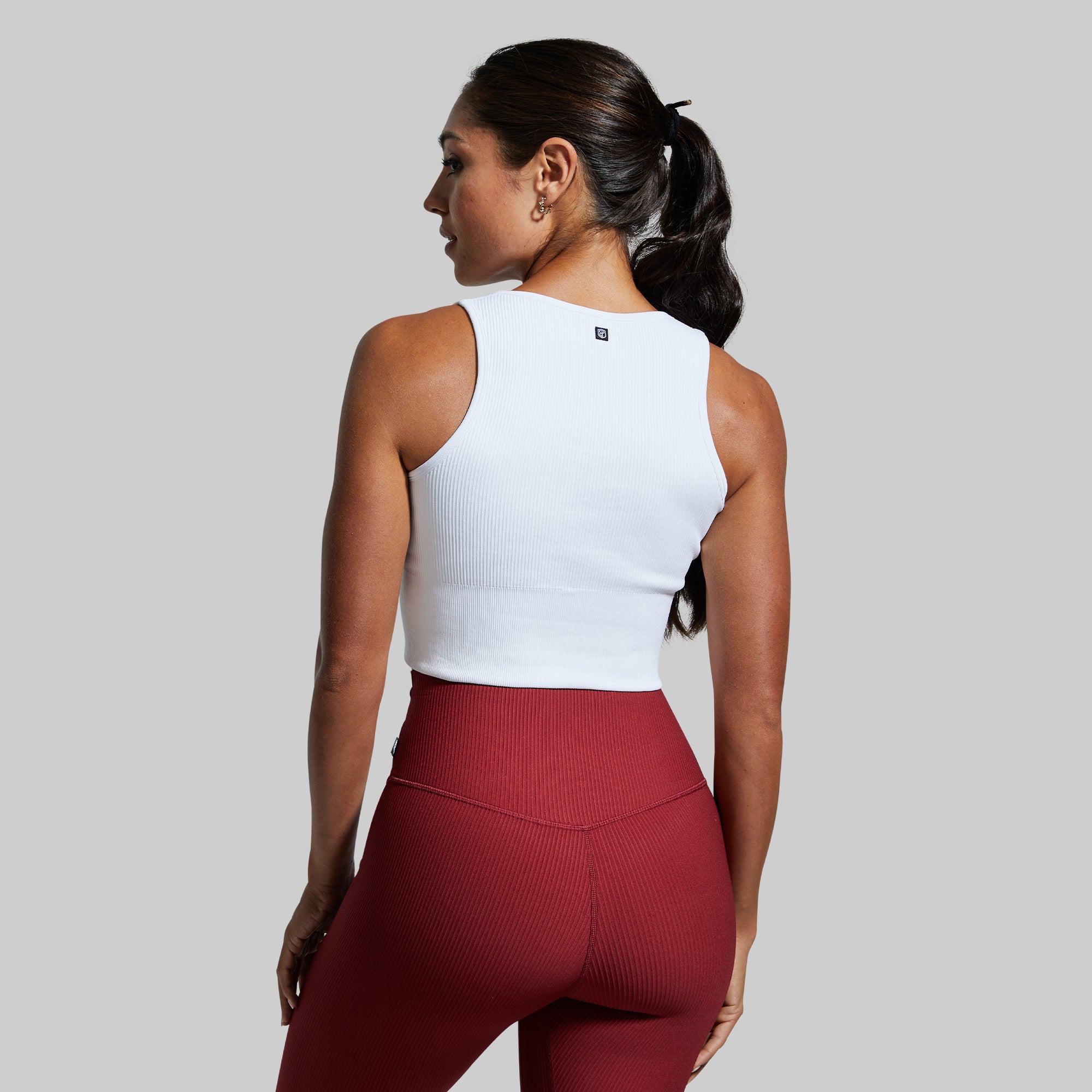 Seamless Crop Tank Top for Women - Comfortable & Stylish Workout & Yoga Top (White) | Perfect for Gym, Running, and Casual Wear