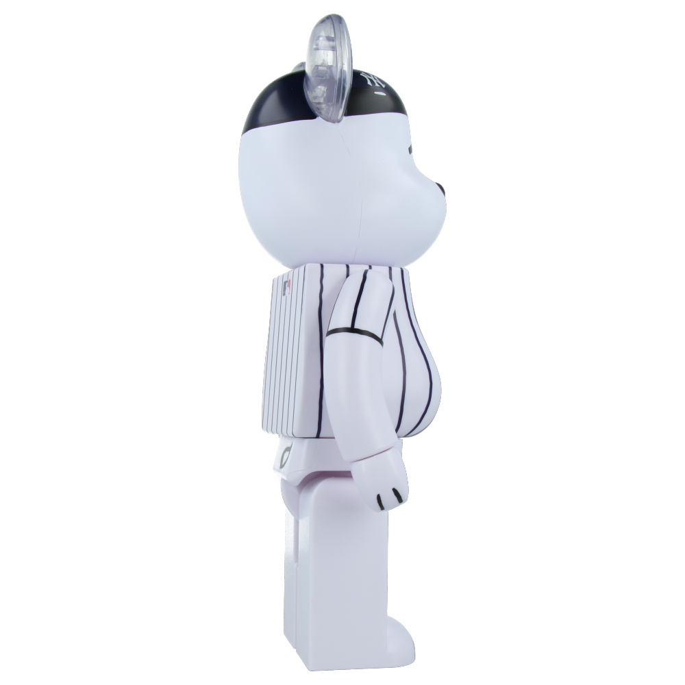400% + 100% MLB x Peanuts Bearbrick Snoopy New York Yankees Collectible Figure - Perfect for Baseball Fans & Anime Collectors' Display Shelves