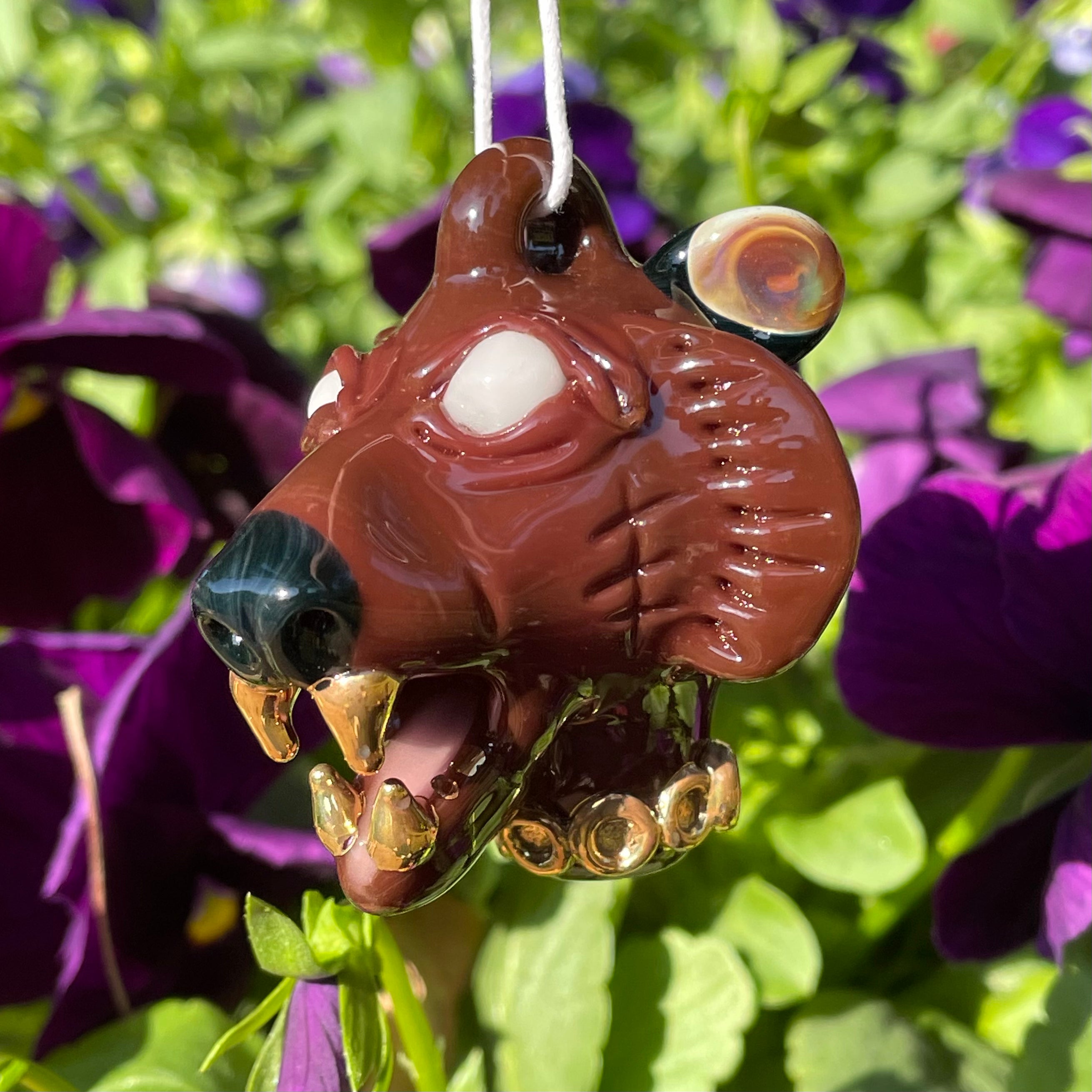 Sparkling Glass Grizzly Bear Pendant Necklace - Elegant Jewelry for Women, Perfect for Gifts, Parties & Outdoor Adventures