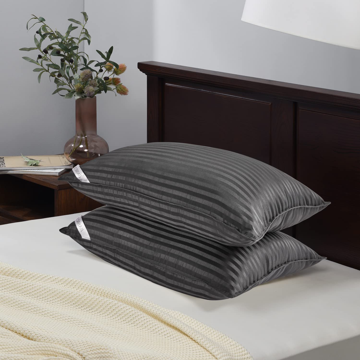 Premium Queen Size Pillows Set of 2 - Ultra Soft Down Alternative Bed Pillows, 20x28 Inches, Luxury Hotel Collection for Side, Back & Stomach Sleepers - Perfect for Home, Guest Room & Airbnb
