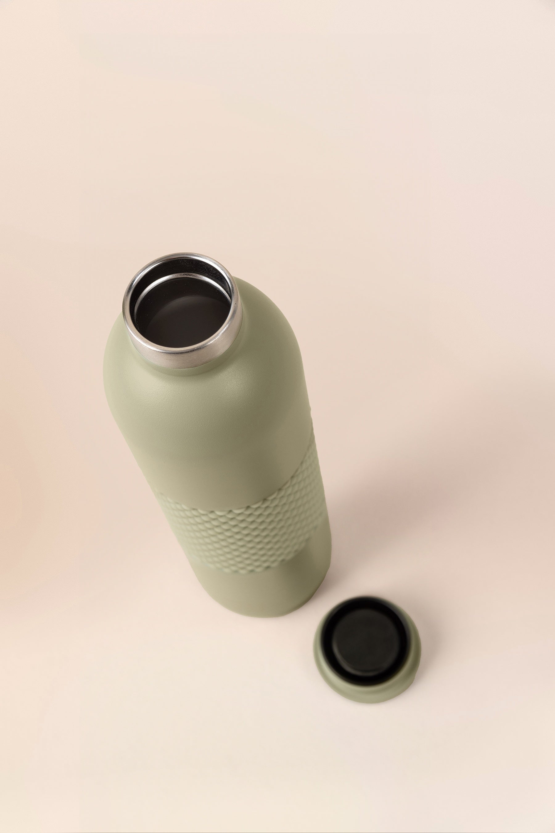 Insulated Thermo Wall Water Bottle - 24oz Stainless Steel Vacuum Flask for Hot & Cold Drinks - Perfect for Hiking, Gym, Office & Outdoor Activities