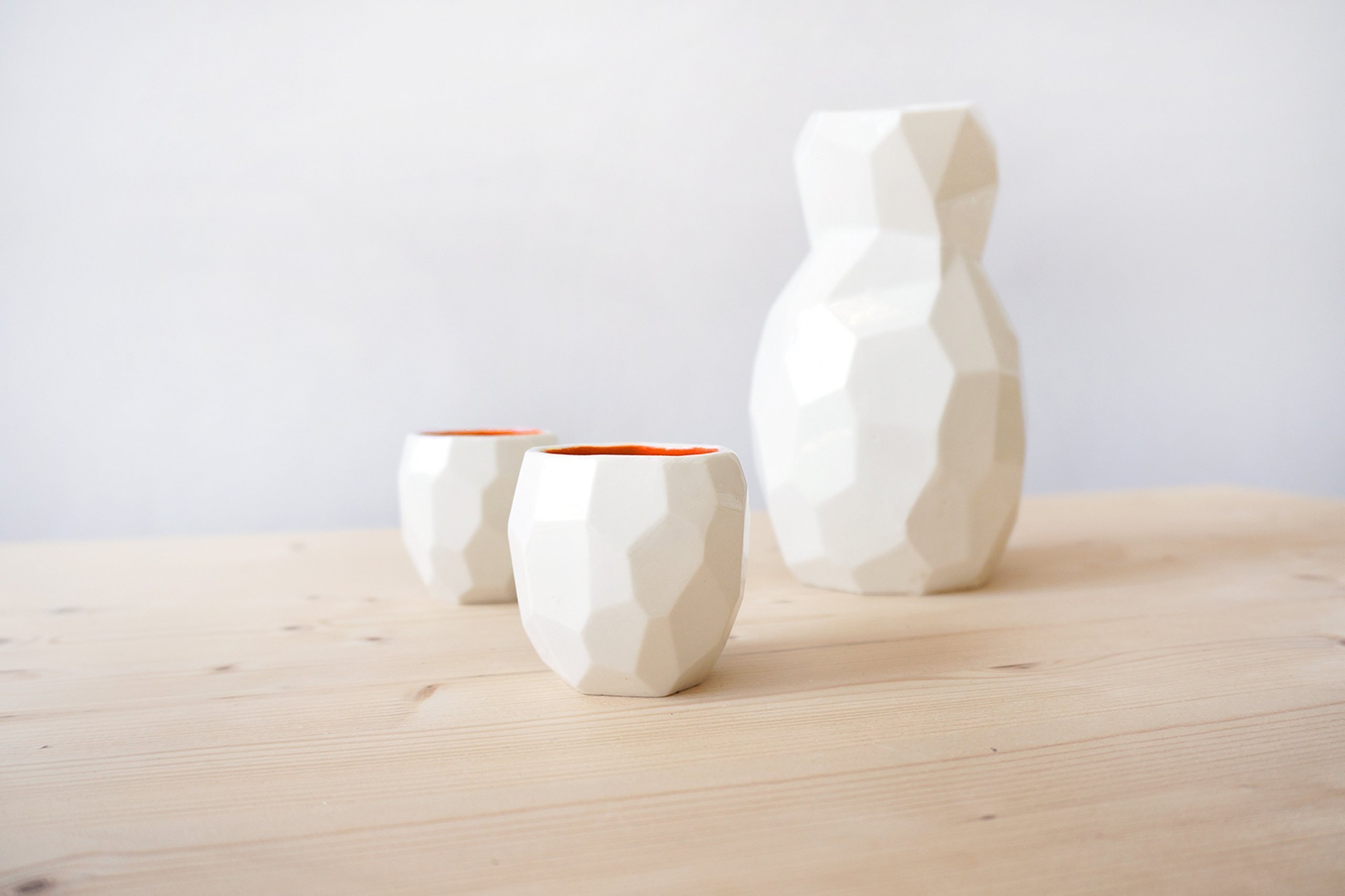 Geometric Ceramic Sake Set - Japanese Dinner Decanter & Cups Collection - Elegant Wine Carafe for Sushi Nights & Asian Dining